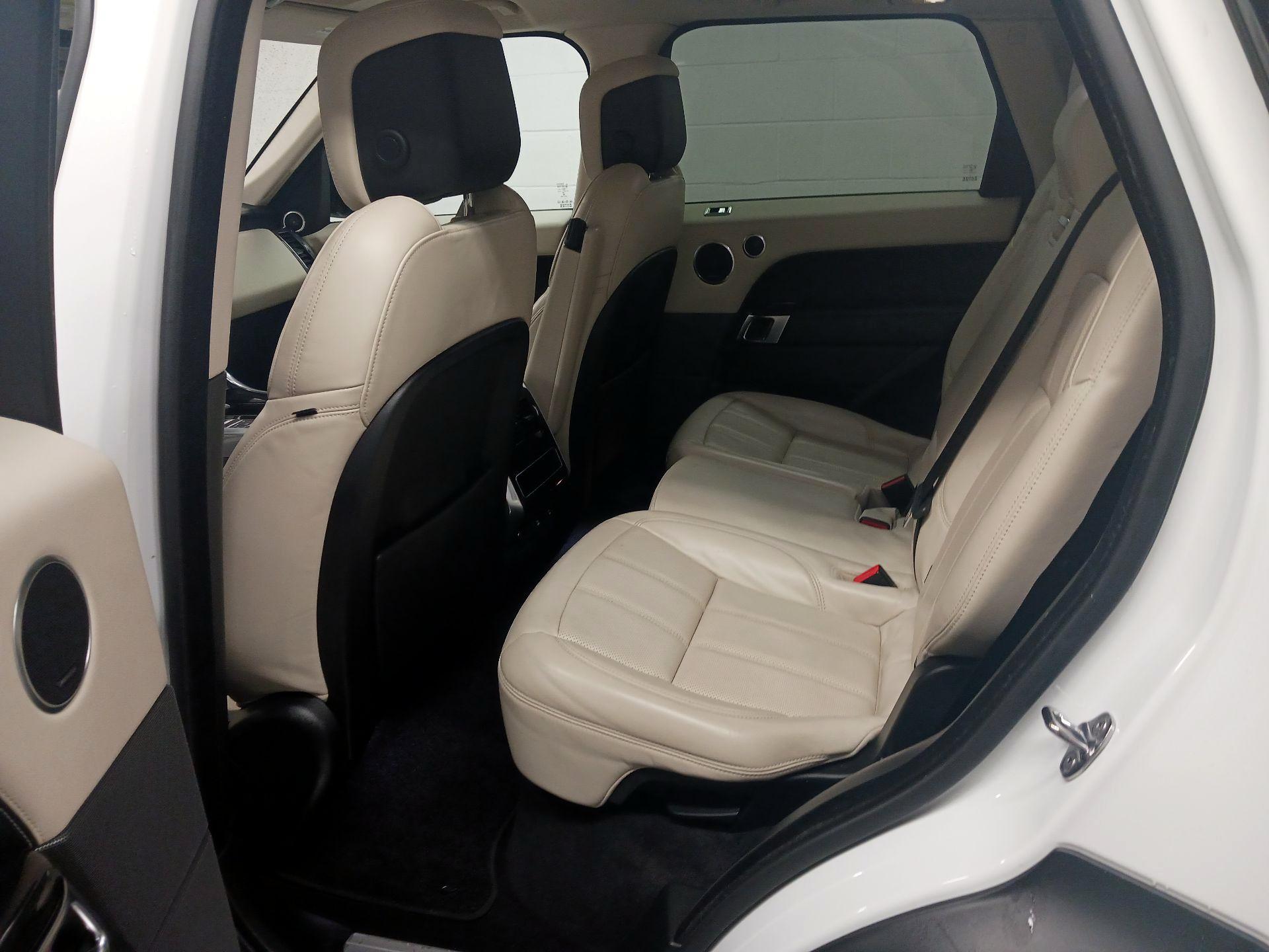 Thumbnail: 2020 Land Rover Range Rover Sport - 17