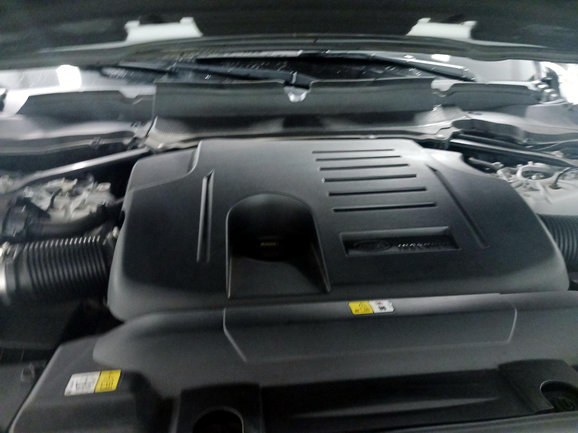 Thumbnail: 2020 Land Rover Range Rover Sport - 19