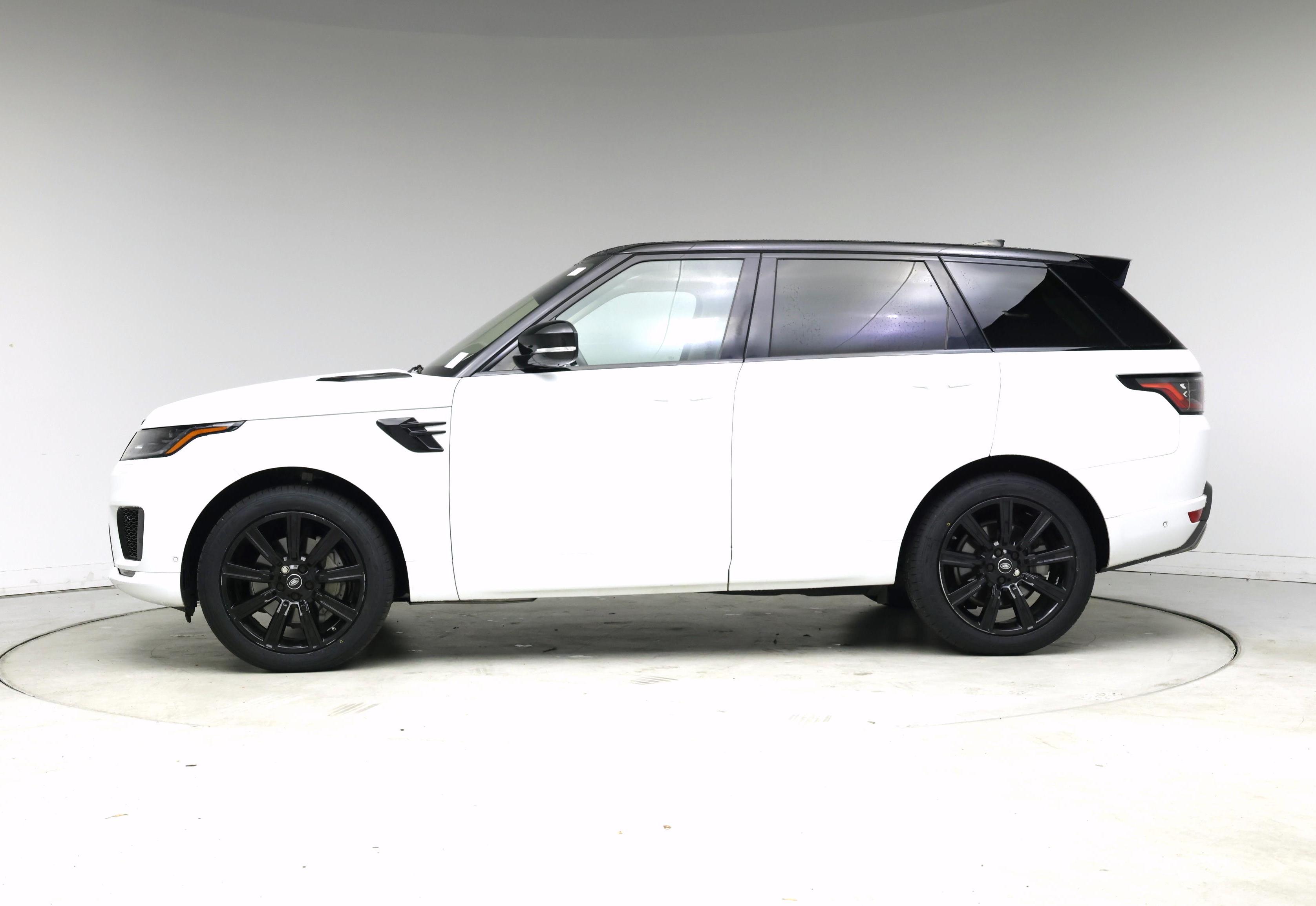 Thumbnail: 2020 Land Rover Range Rover Sport - 3