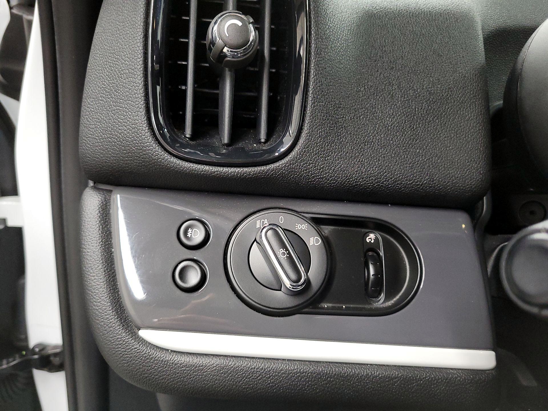 Thumbnail: 2019 MINI Cooper Countryman - 11