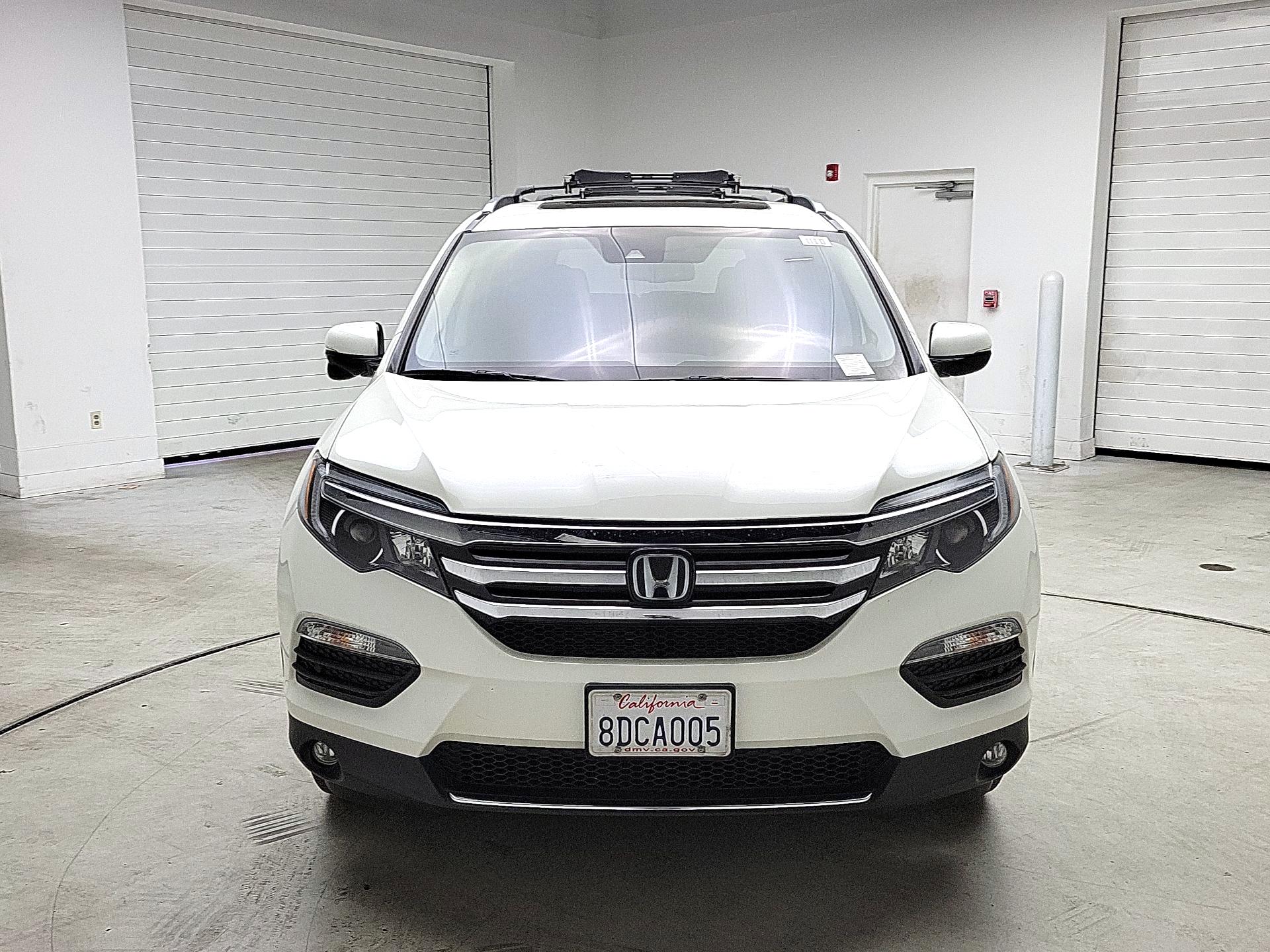 Thumbnail: 2018 Honda Pilot - 2