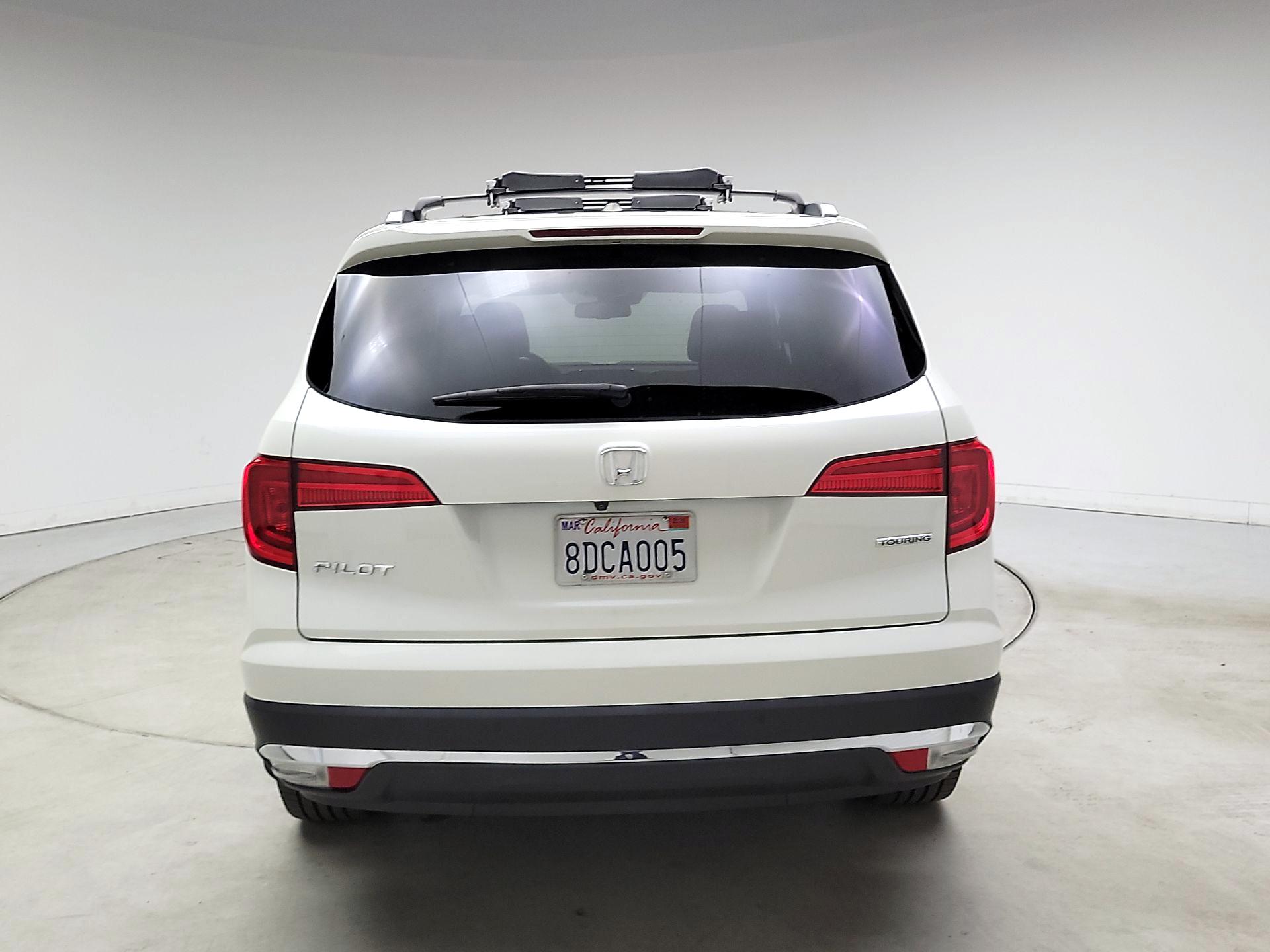 Thumbnail: 2018 Honda Pilot - 6