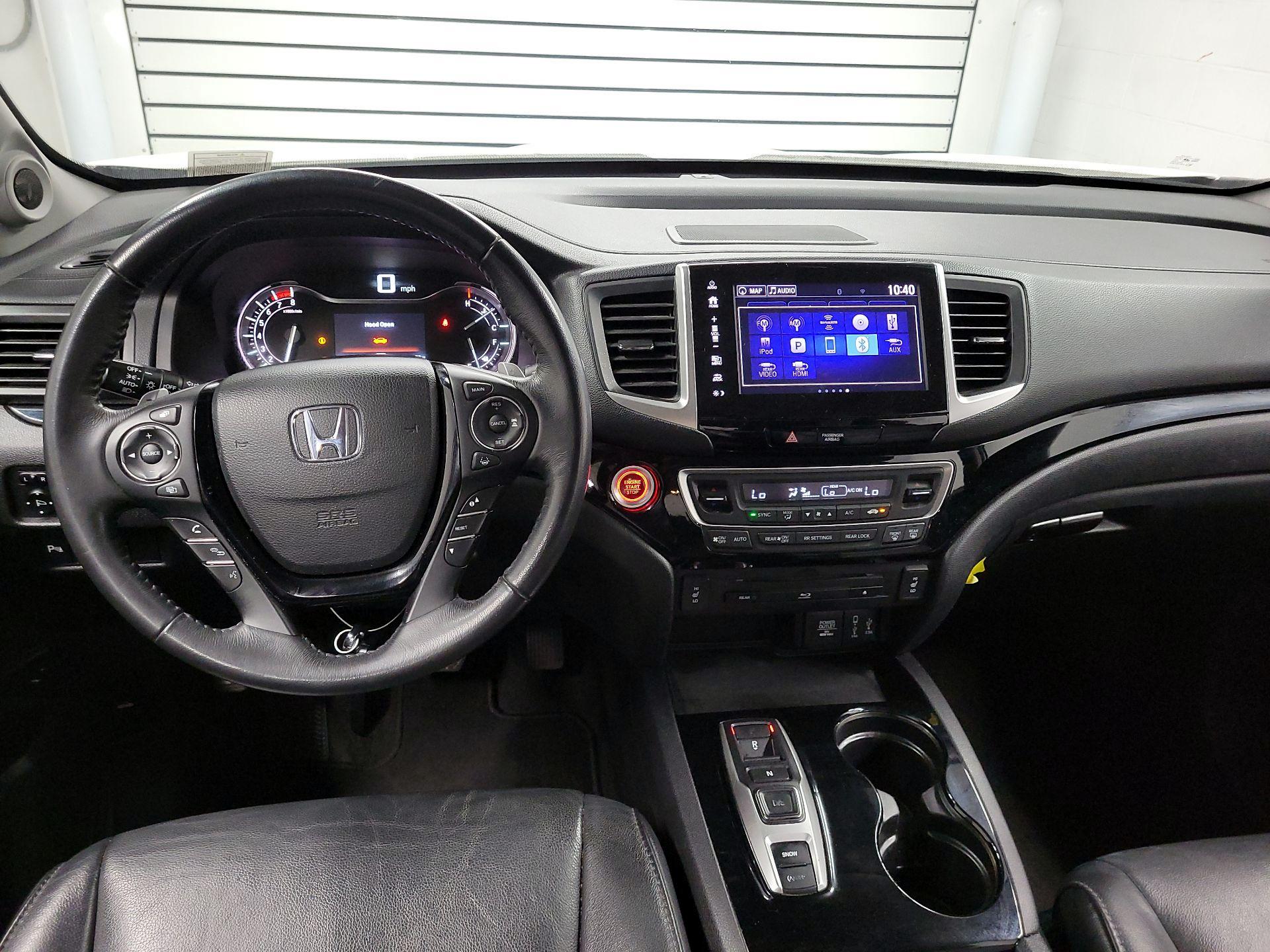 Thumbnail: 2018 Honda Pilot - 8