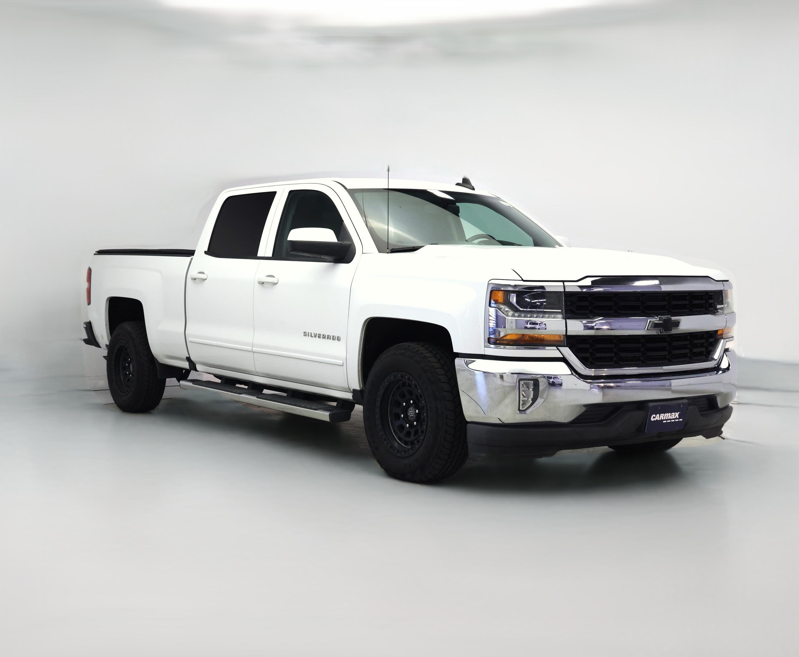 Thumbnail: 2018 Chevrolet Silverado 1500 - 1