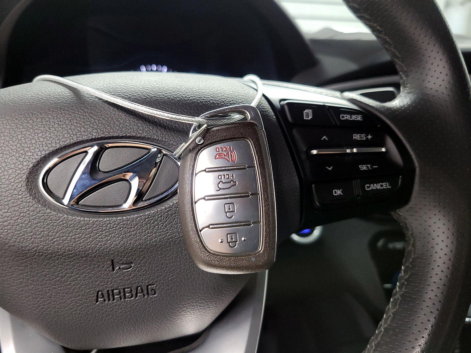 Thumbnail: 2017 Hyundai Ioniq - 18