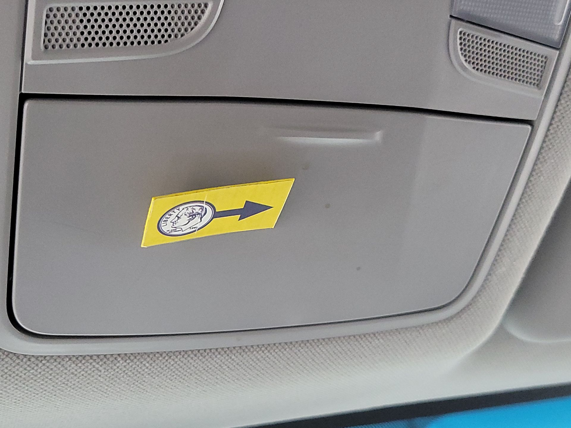 Thumbnail: 2017 Hyundai Ioniq - 20