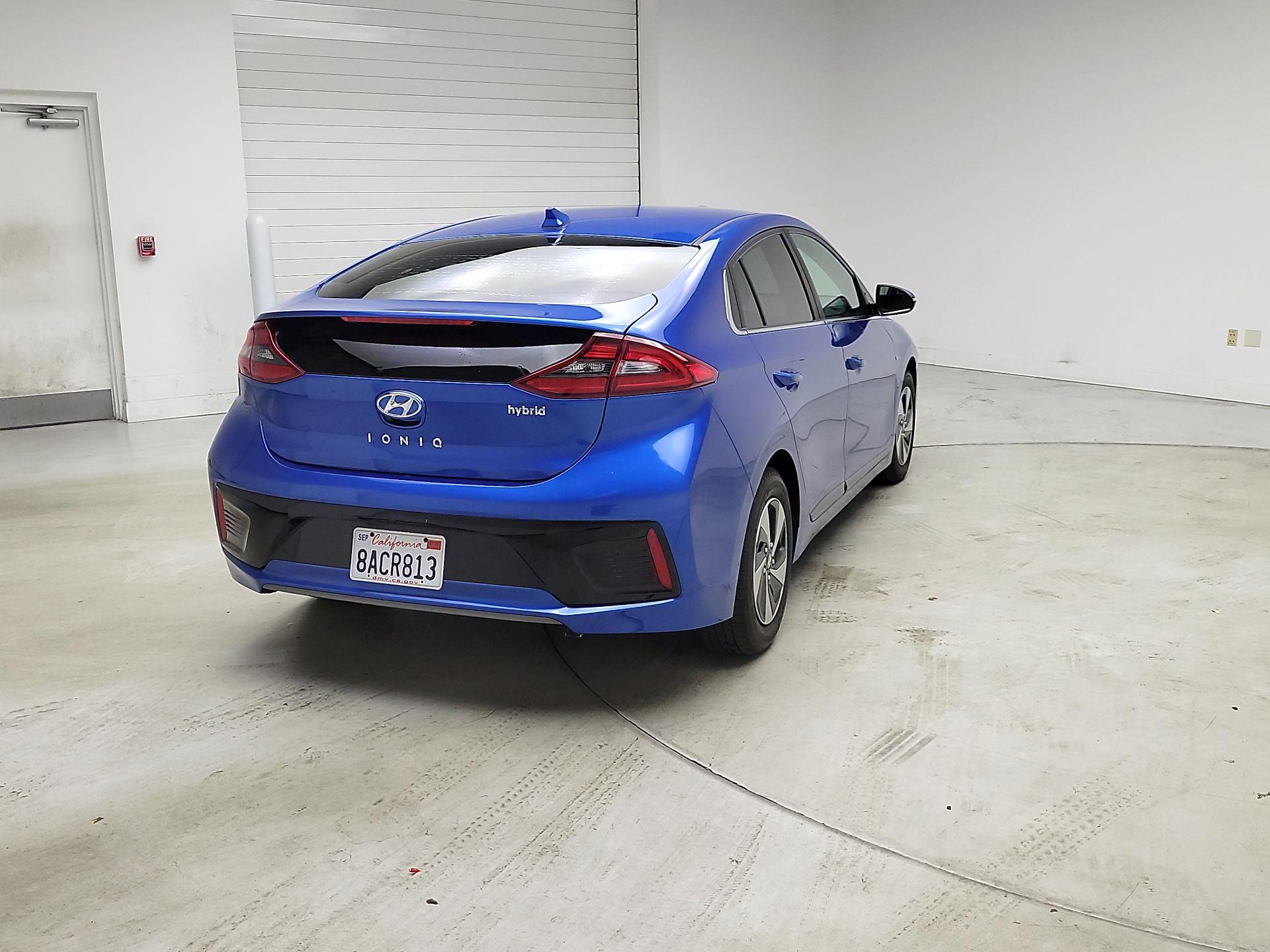 Thumbnail: 2017 Hyundai Ioniq - 5