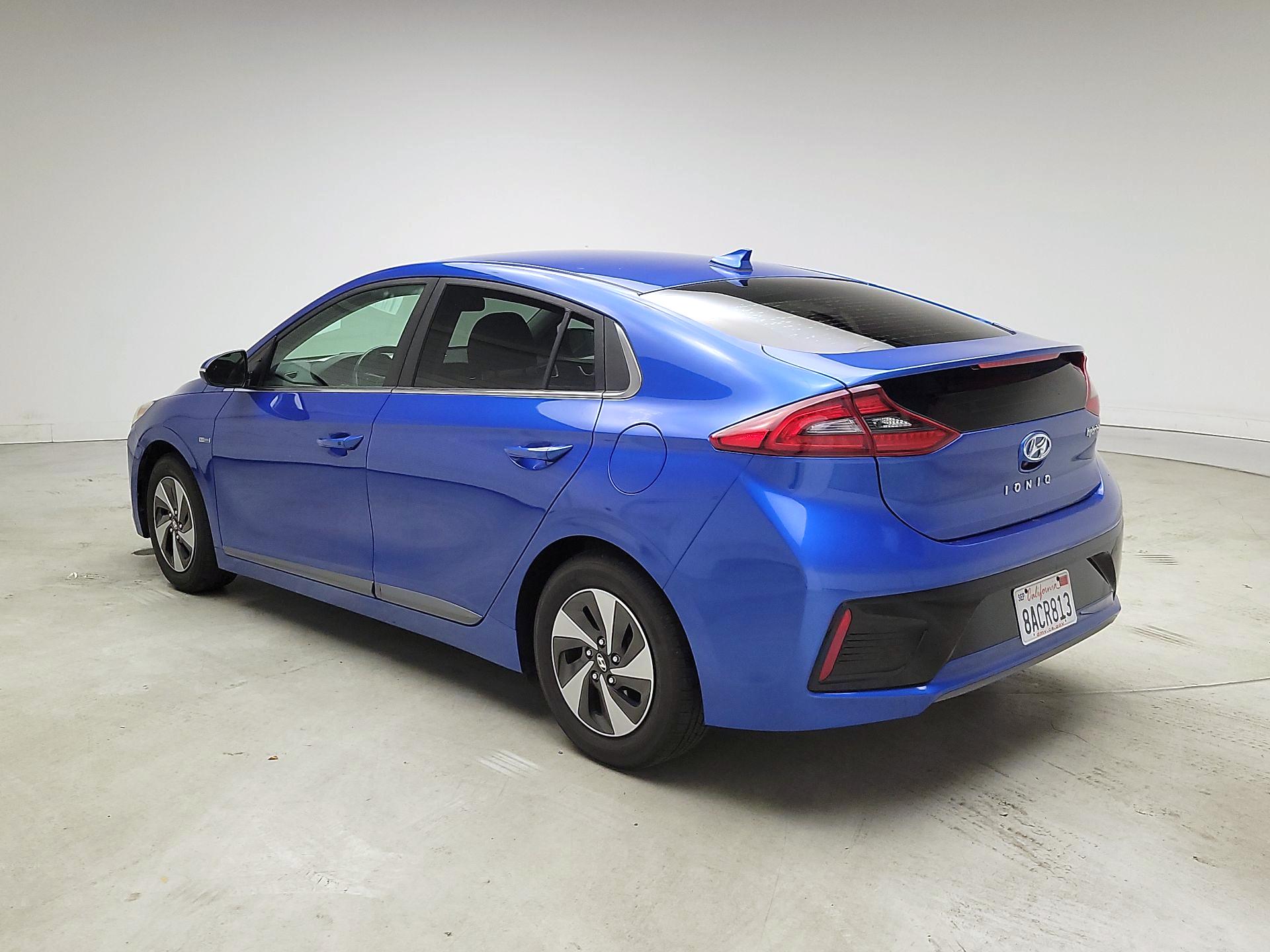 Thumbnail: 2017 Hyundai Ioniq - 7