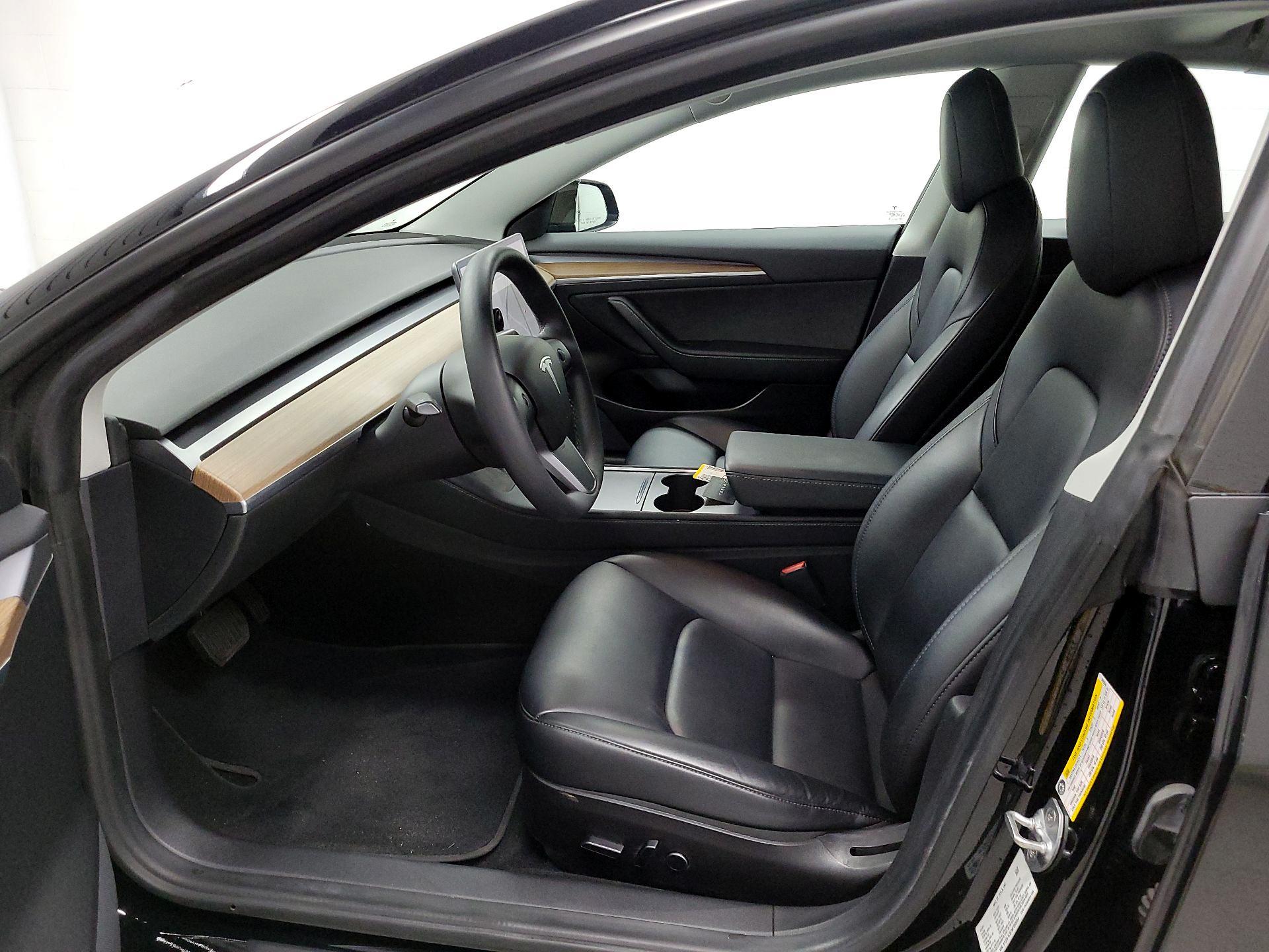 Thumbnail: 2021 Tesla Model 3 - 9