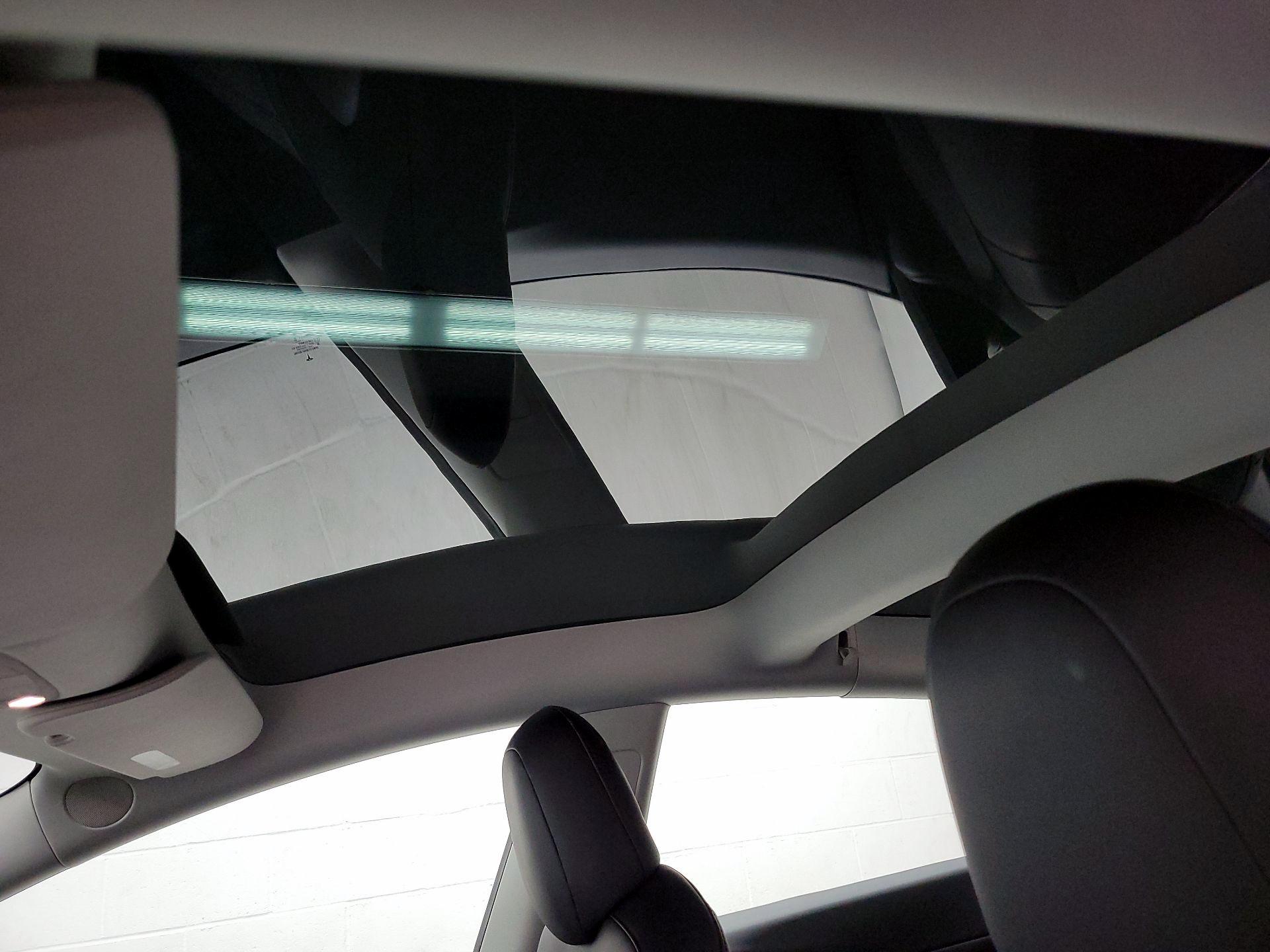 Thumbnail: 2021 Tesla Model 3 - 16