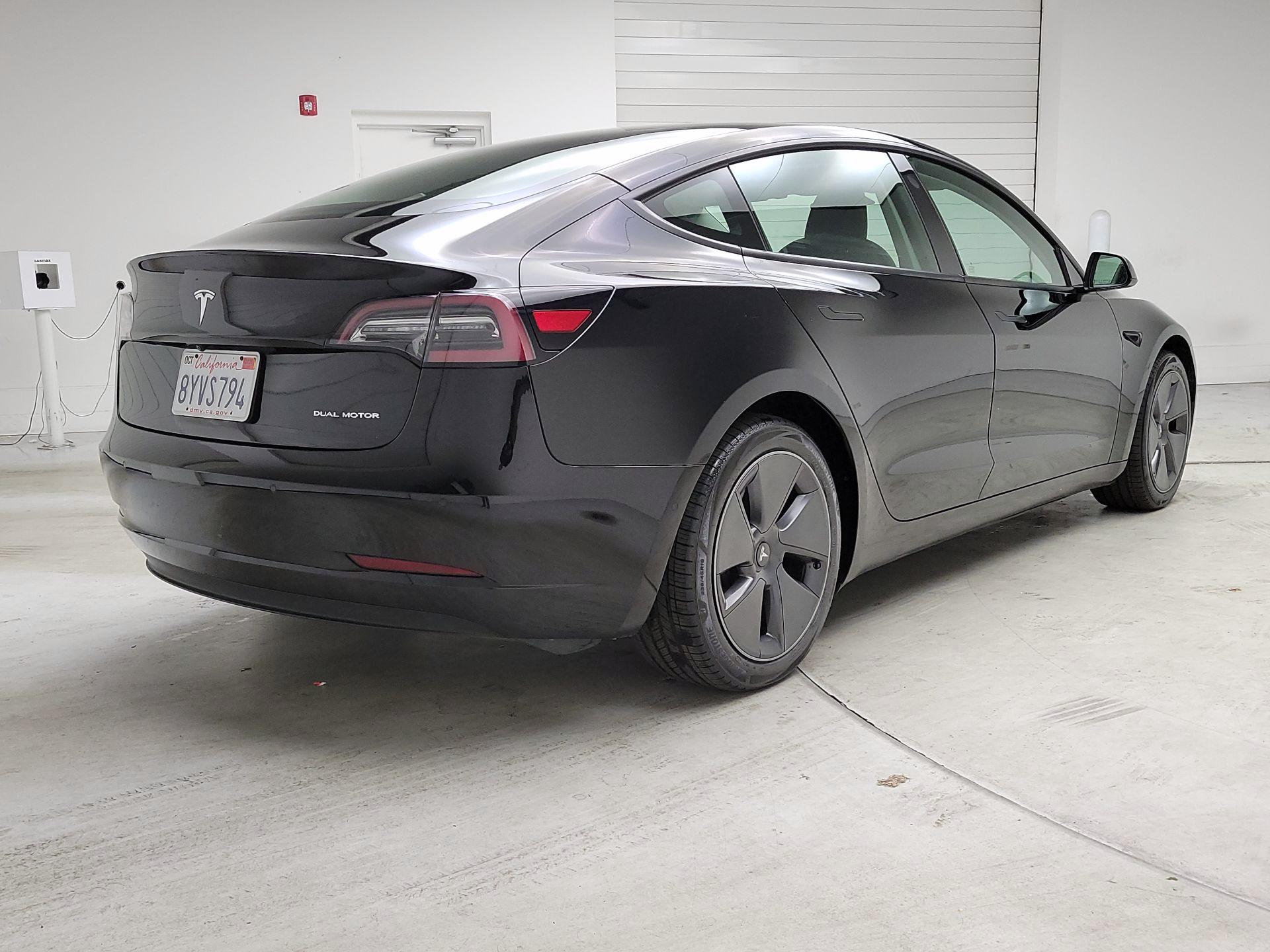 Thumbnail: 2021 Tesla Model 3 - 5