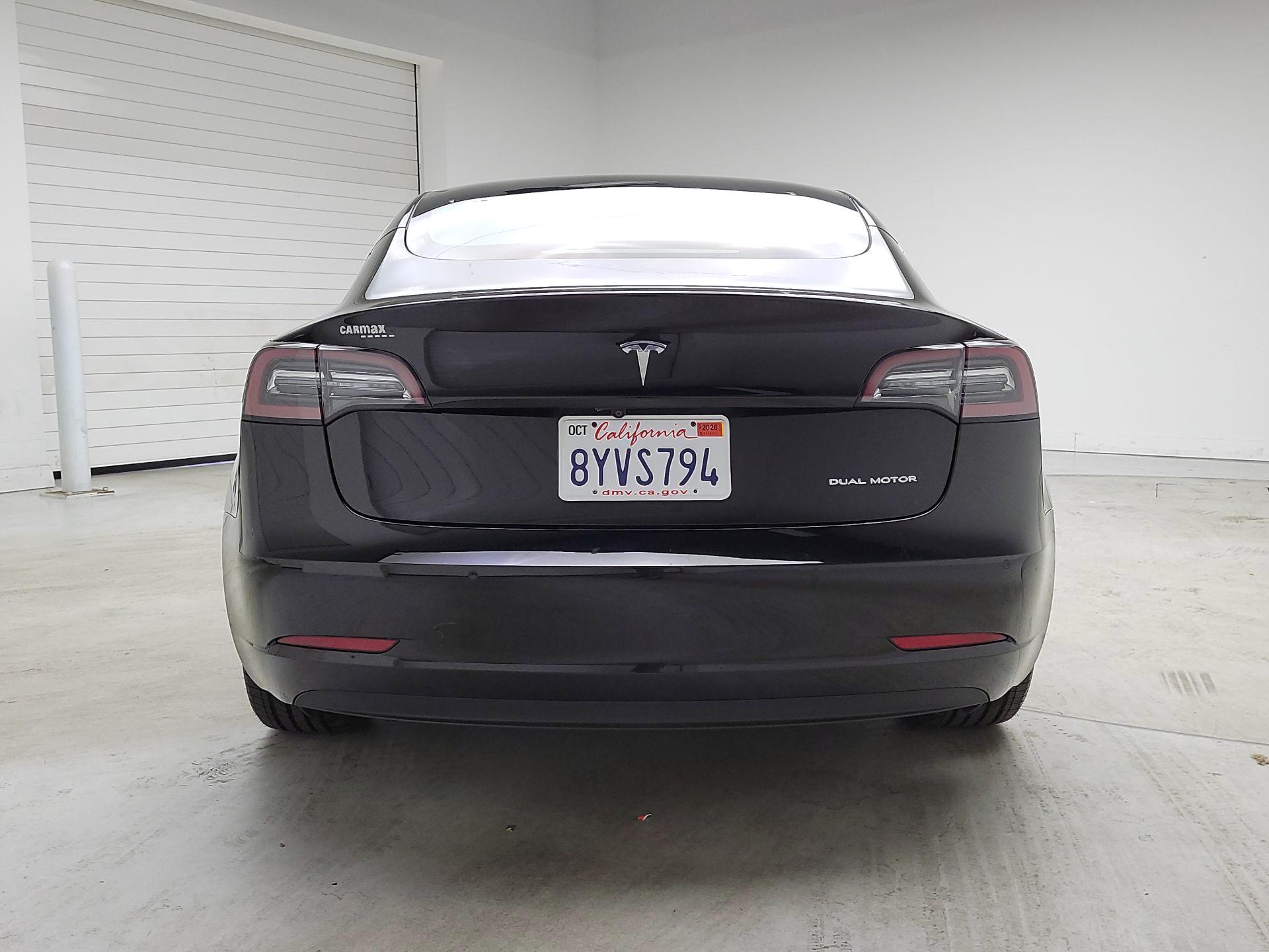 Thumbnail: 2021 Tesla Model 3 - 6