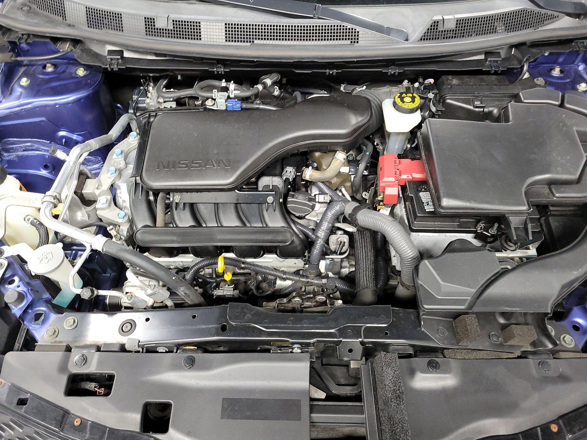 Thumbnail: 2018 Nissan Rogue Sport - 17