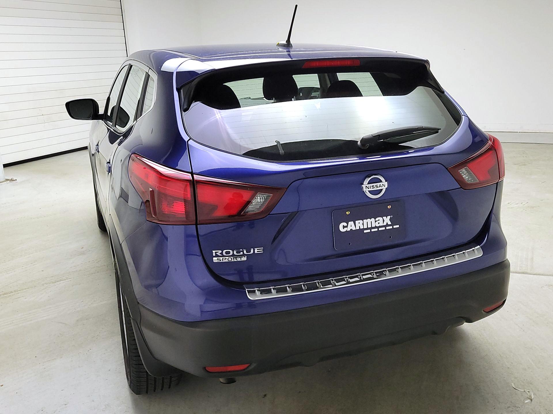 Thumbnail: 2018 Nissan Rogue Sport - 7