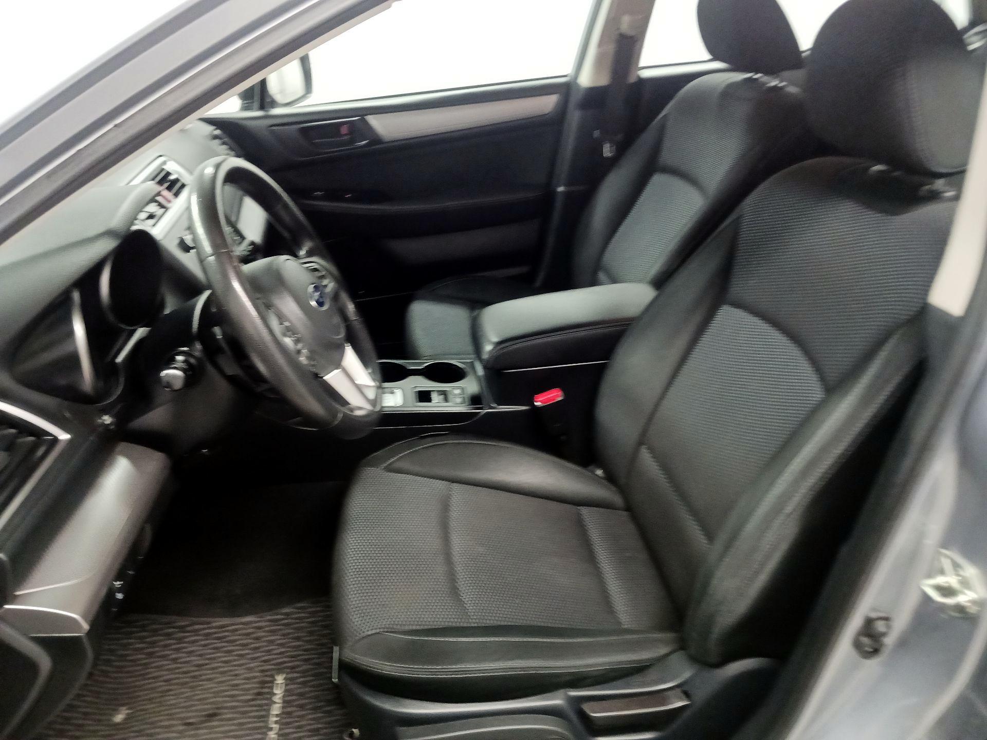 Thumbnail: 2015 Subaru Outback - 11