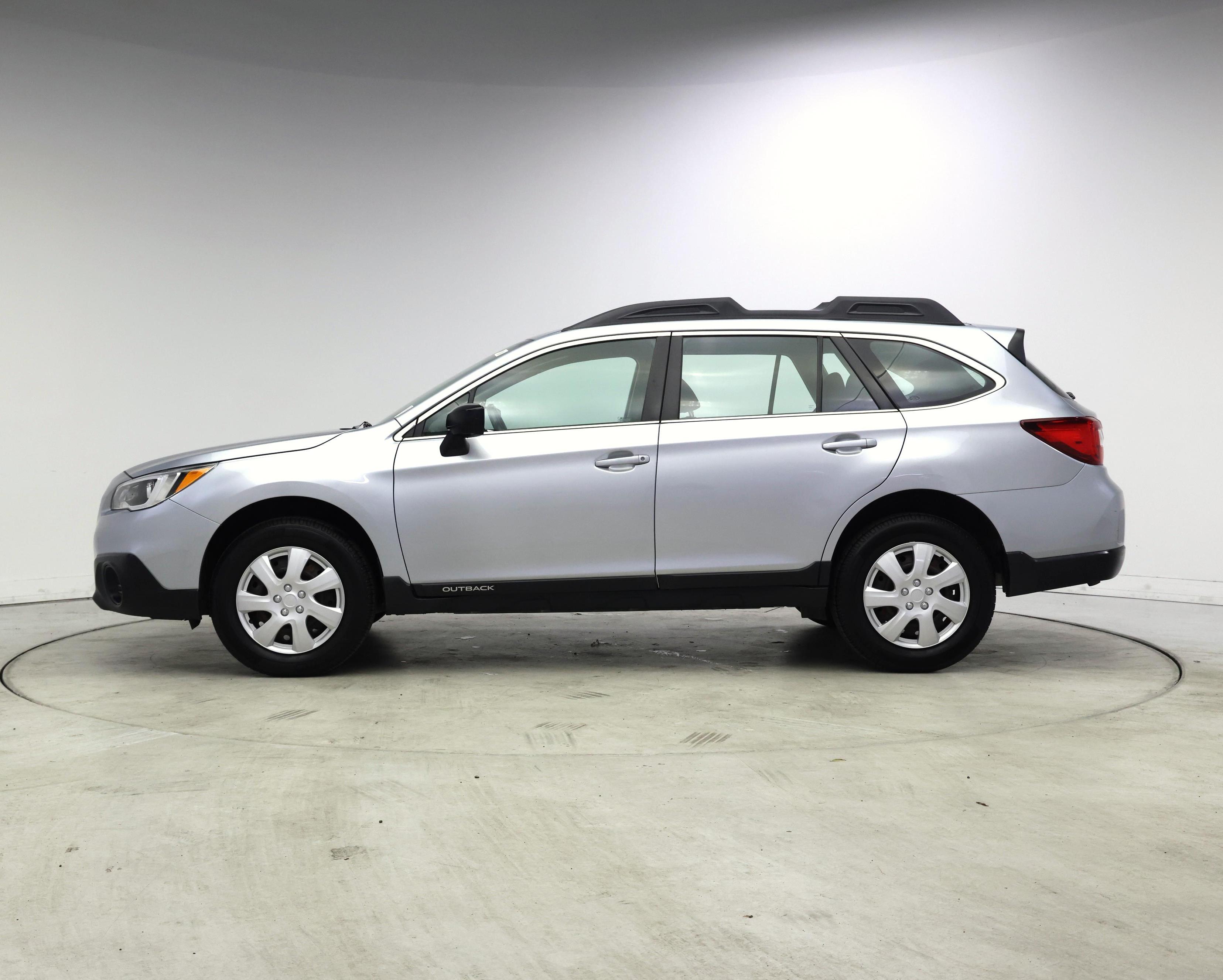 Thumbnail: 2015 Subaru Outback - 3