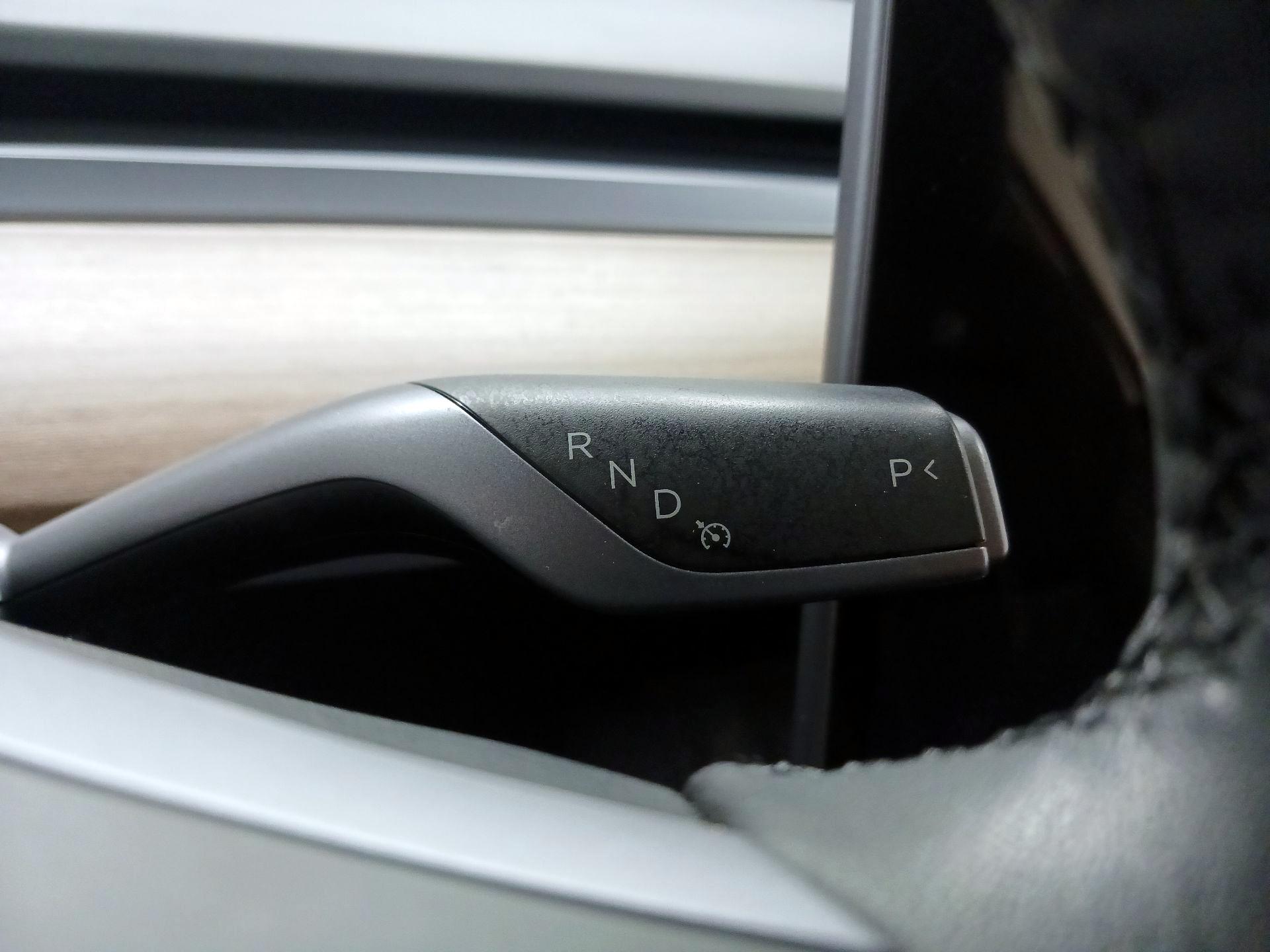 Thumbnail: 2022 Tesla Model Y - 15