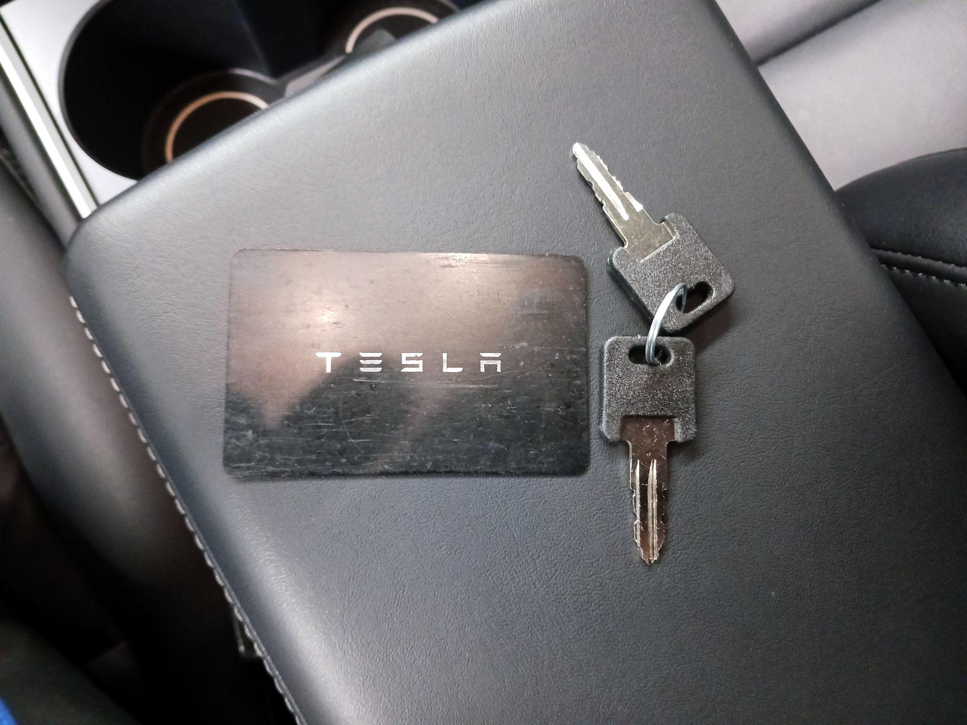 Thumbnail: 2022 Tesla Model Y - 19