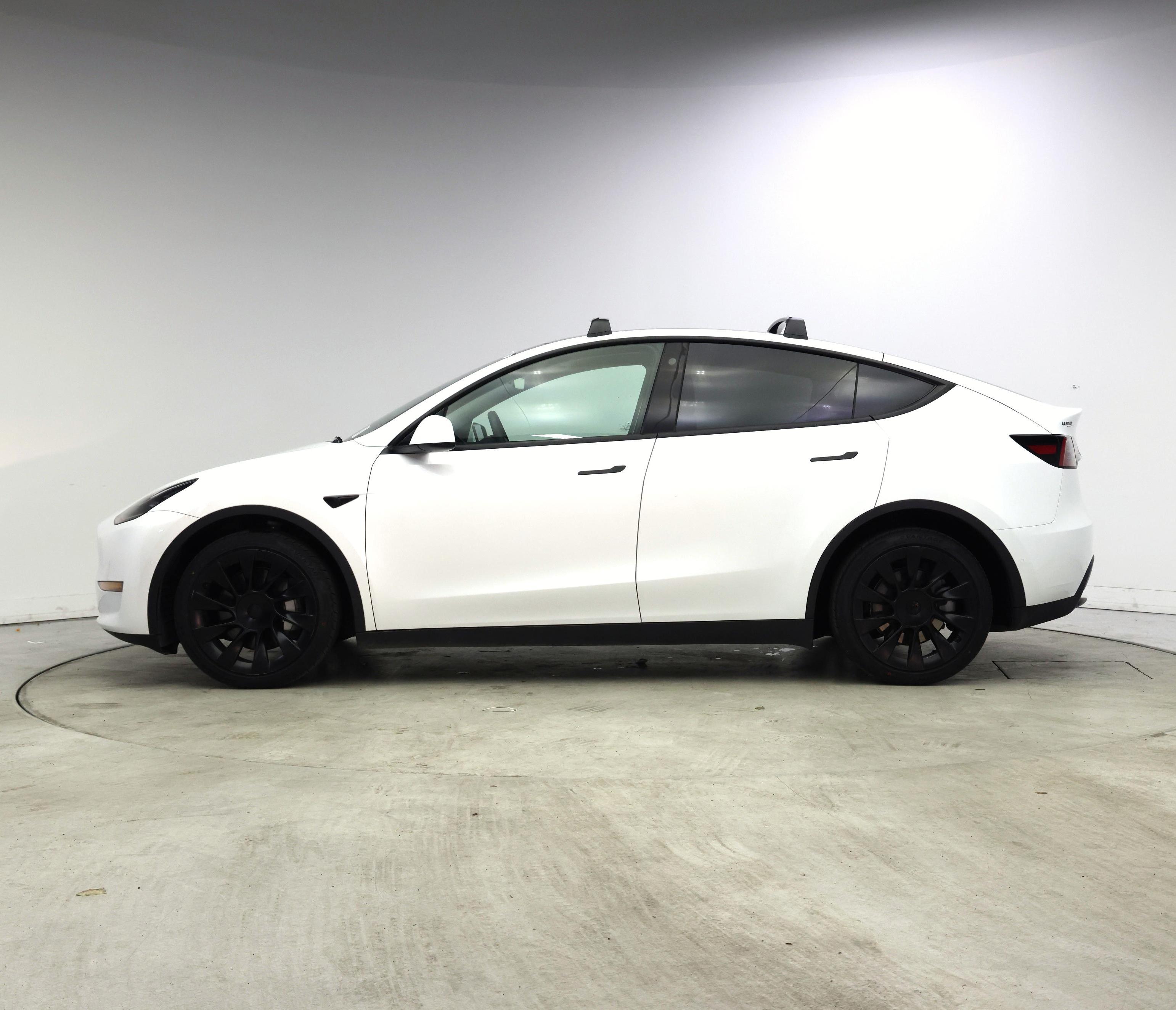 Thumbnail: 2022 Tesla Model Y - 3