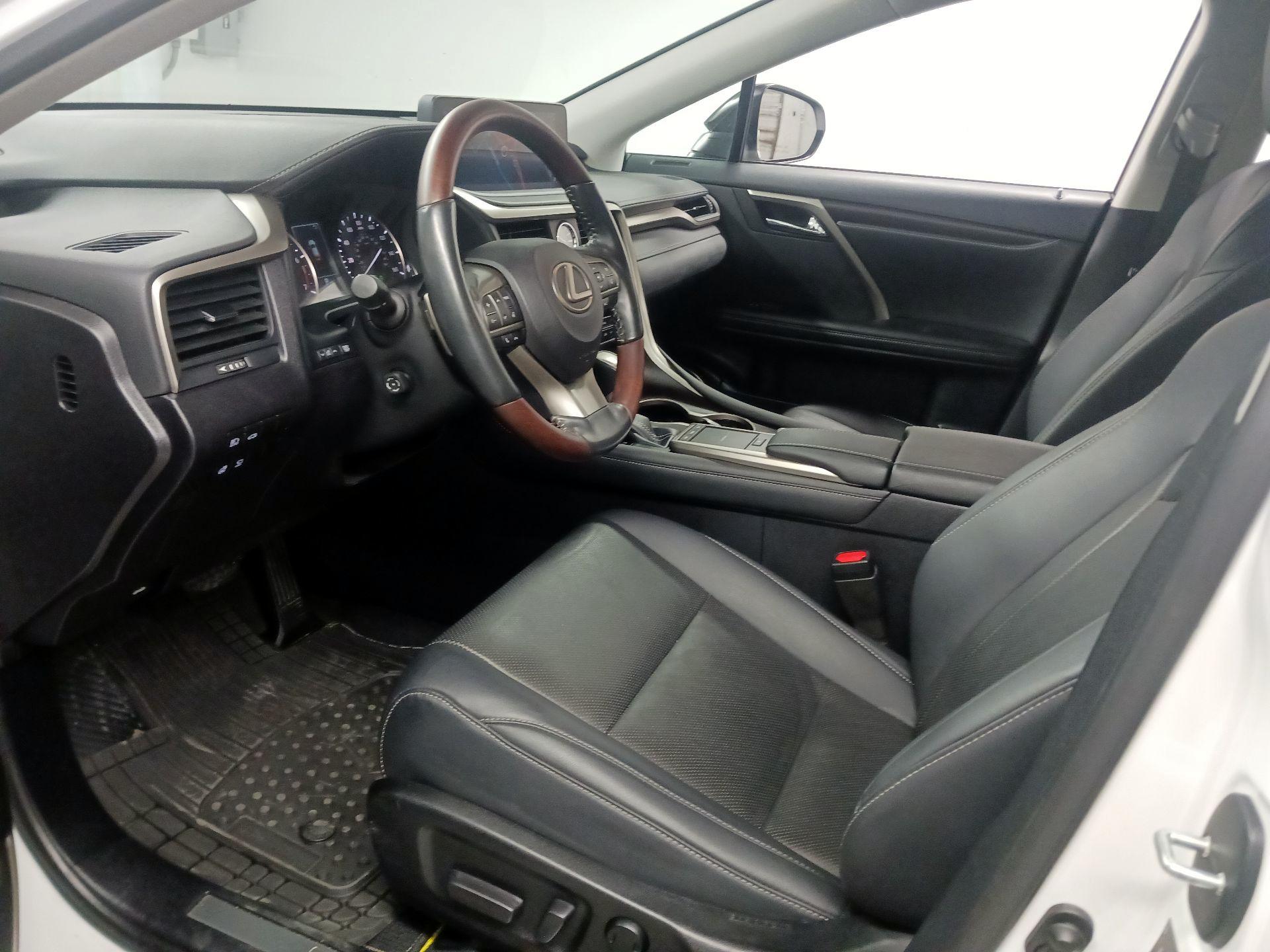 Thumbnail: 2021 Lexus RX - 9