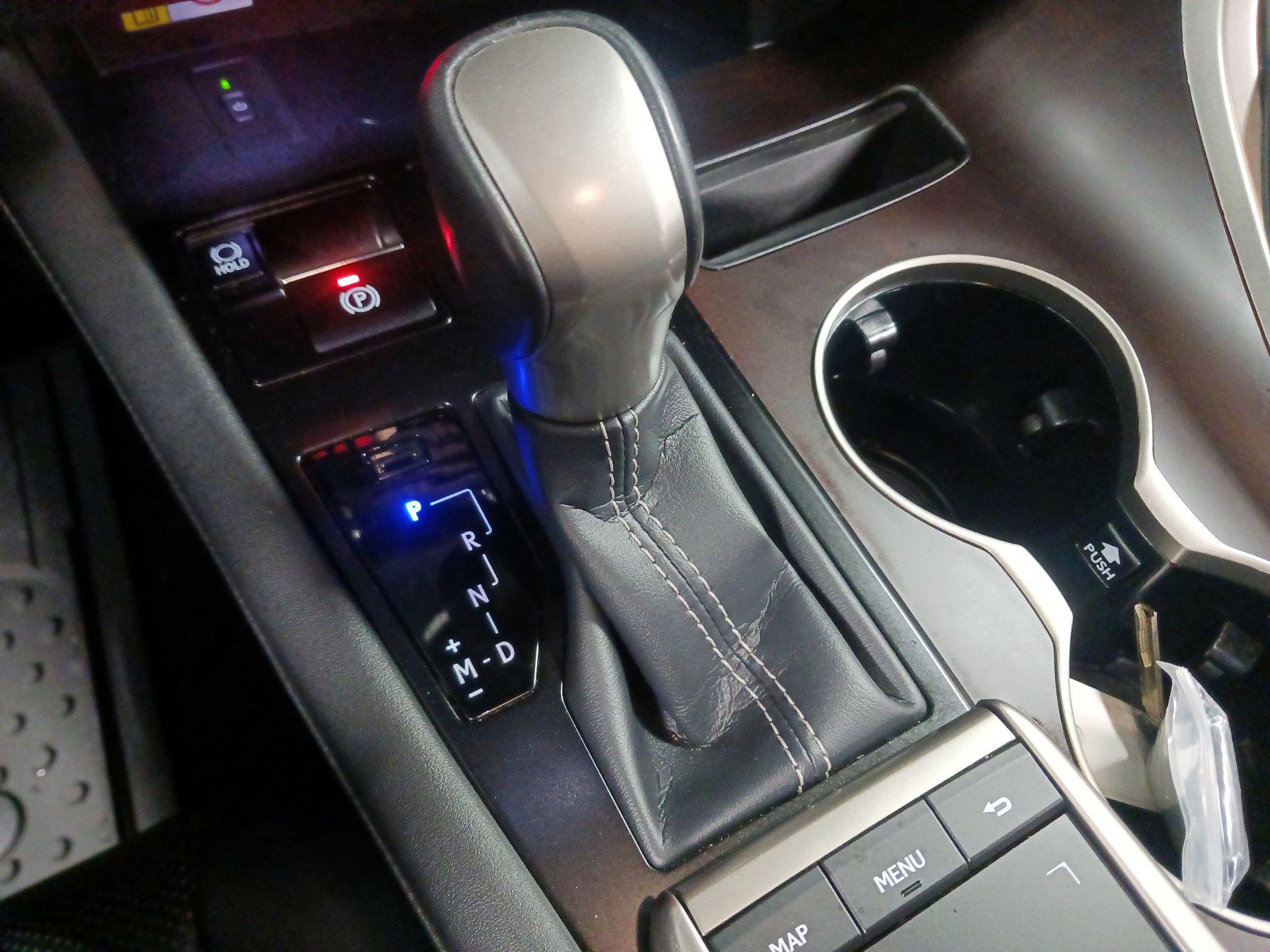 Thumbnail: 2021 Lexus RX - 15