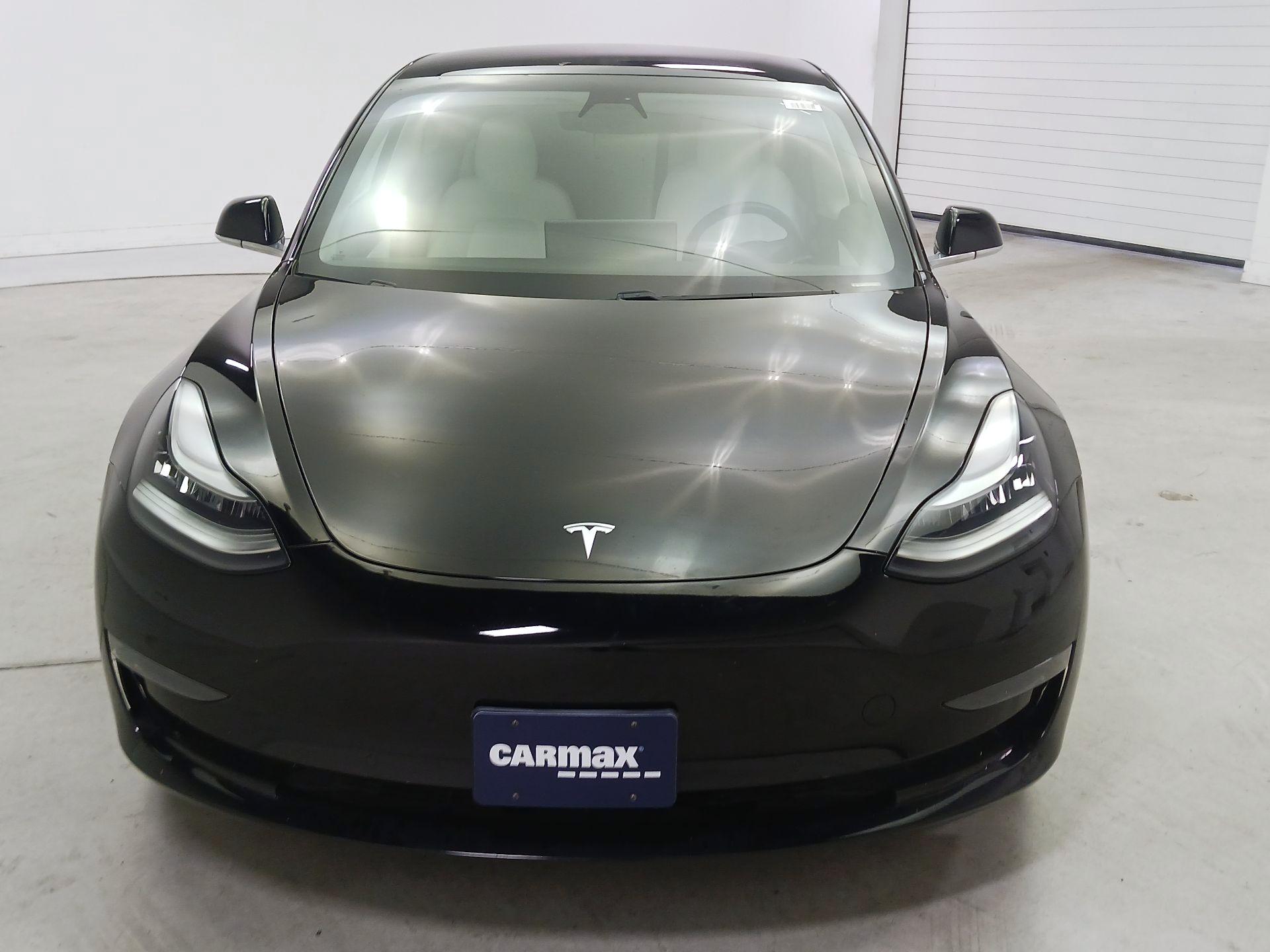 Thumbnail: 2019 Tesla Model 3 - 2