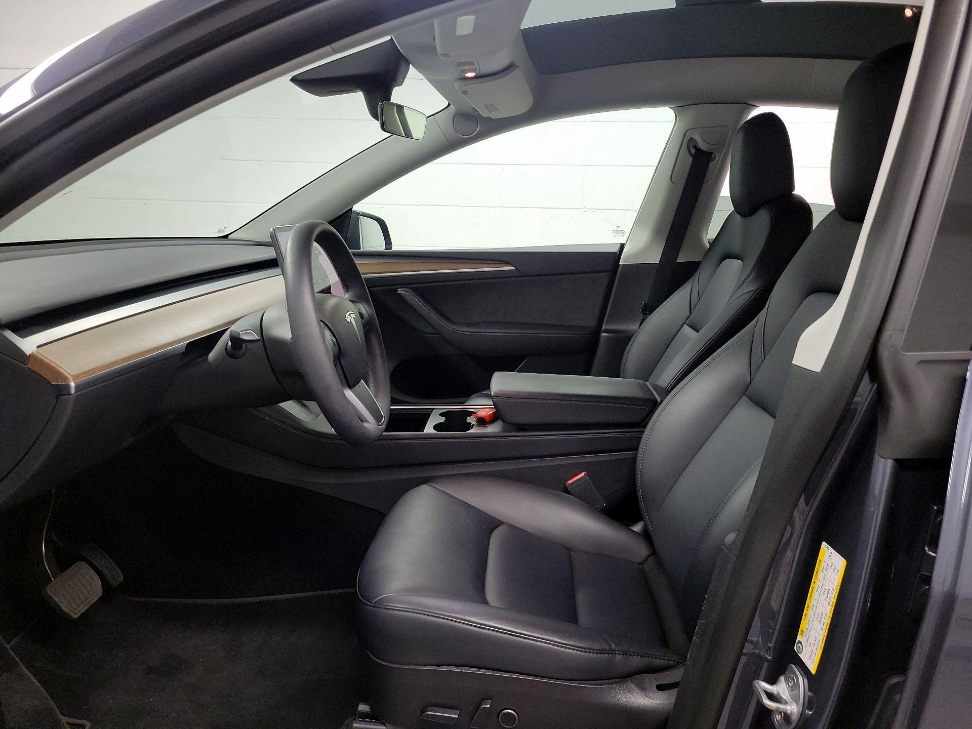 Thumbnail: 2022 Tesla Model Y - 9