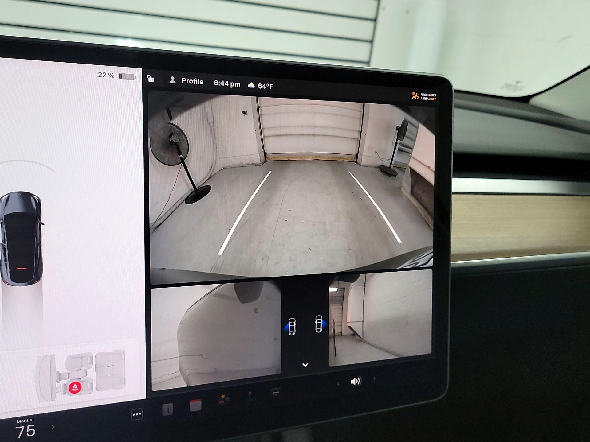 Thumbnail: 2022 Tesla Model Y - 11