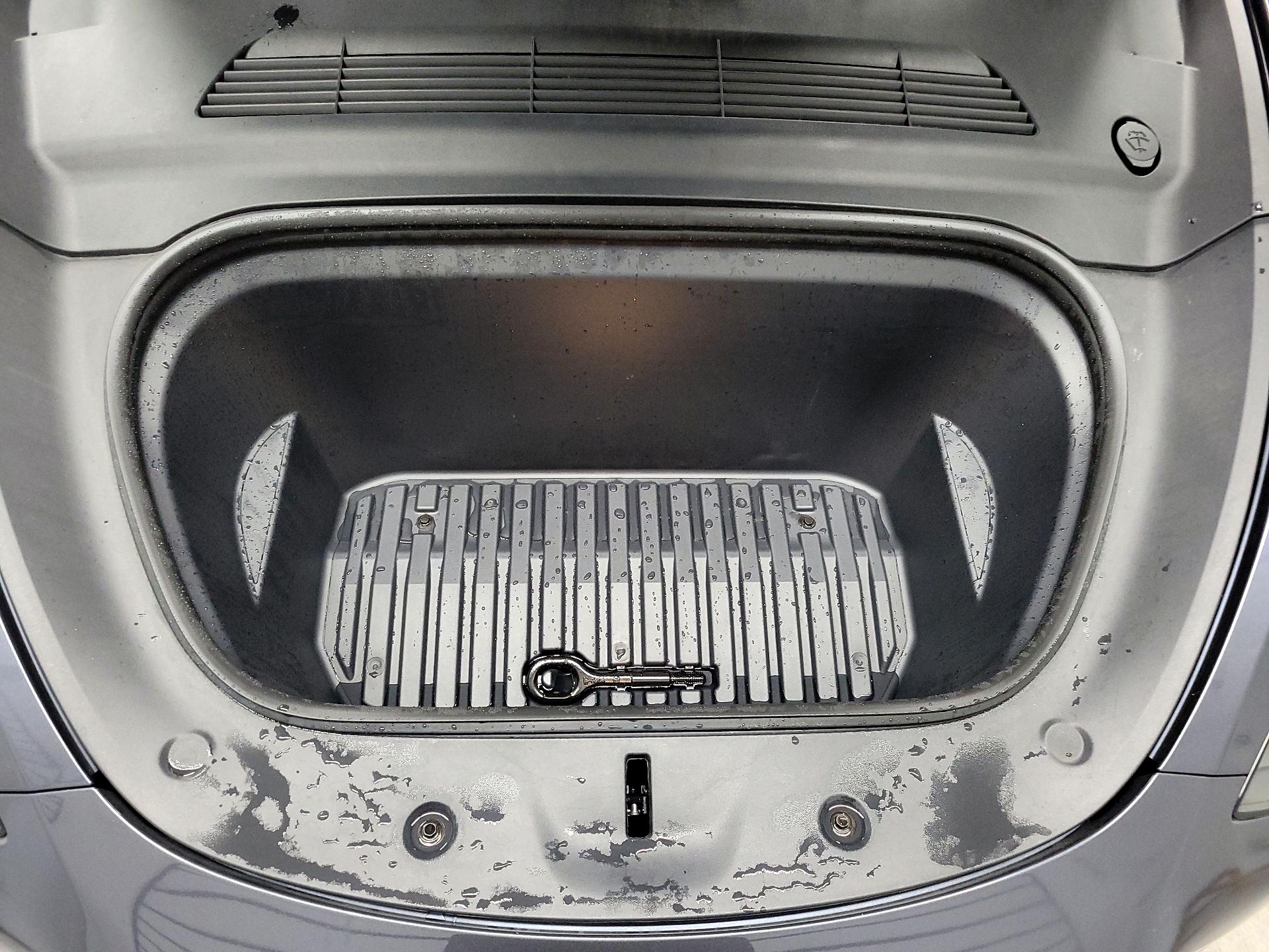 Thumbnail: 2022 Tesla Model Y - 17