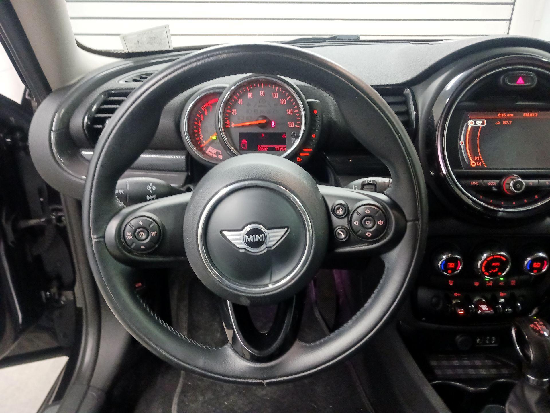 Thumbnail: 2017 MINI Cooper Clubman - 10