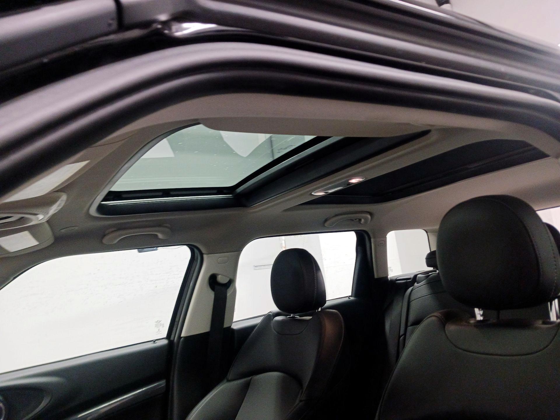 Thumbnail: 2017 MINI Cooper Clubman - 19