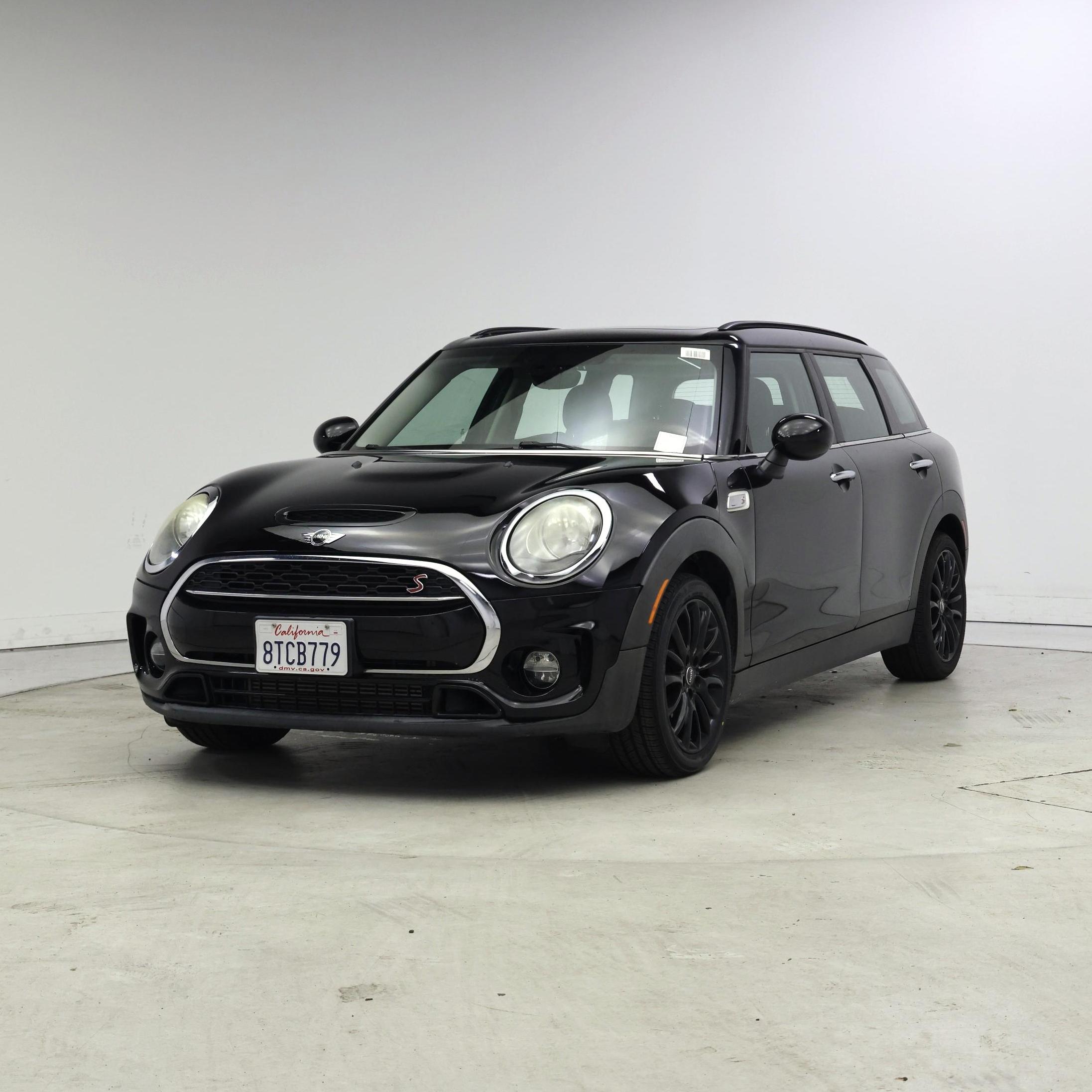 Thumbnail: 2017 MINI Cooper Clubman - 4