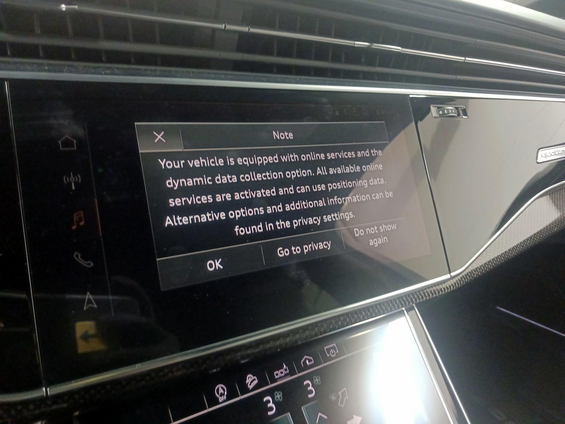 Thumbnail: 2020 Audi SQ7 - 11