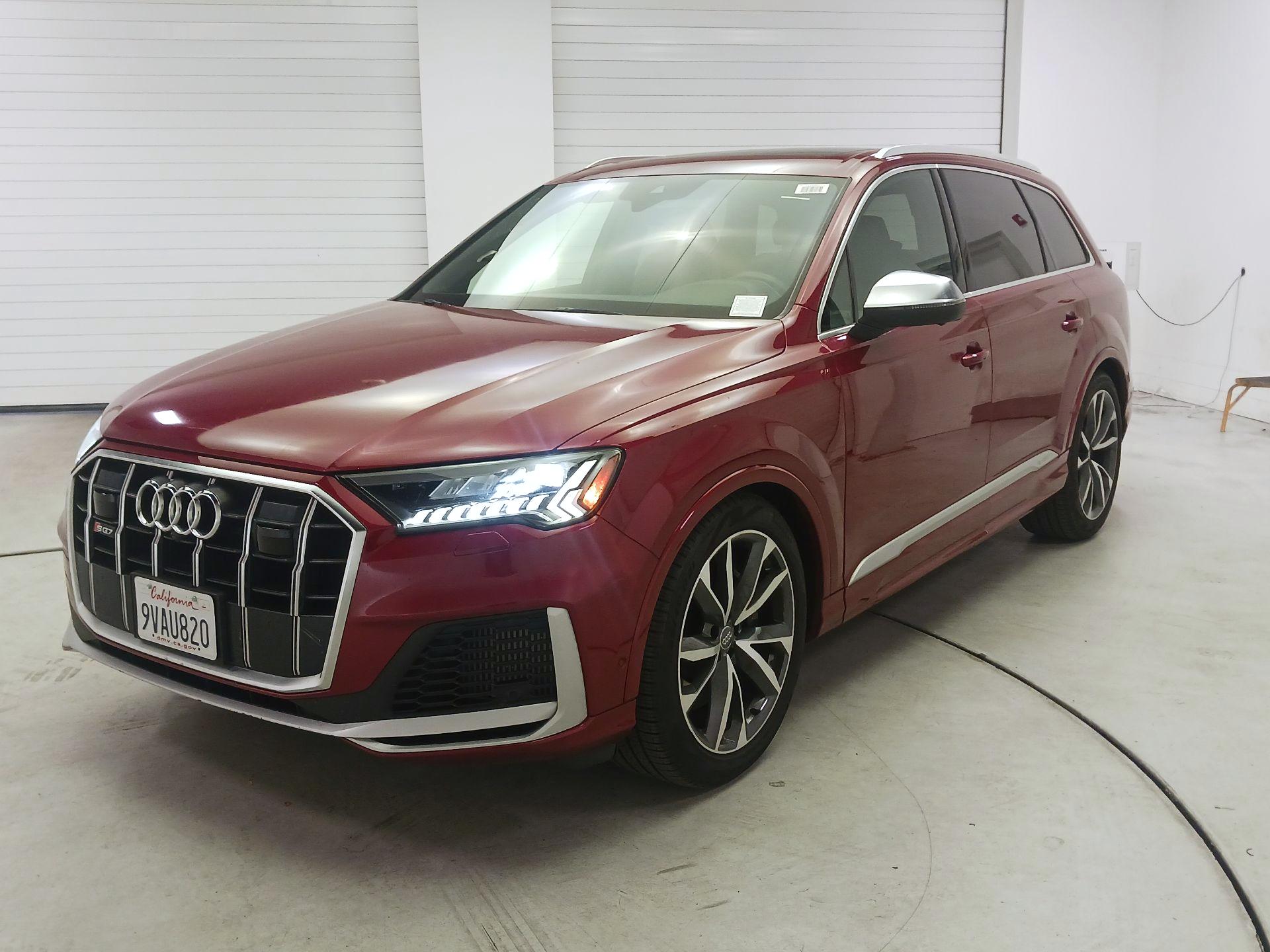 Thumbnail: 2020 Audi SQ7 - 3