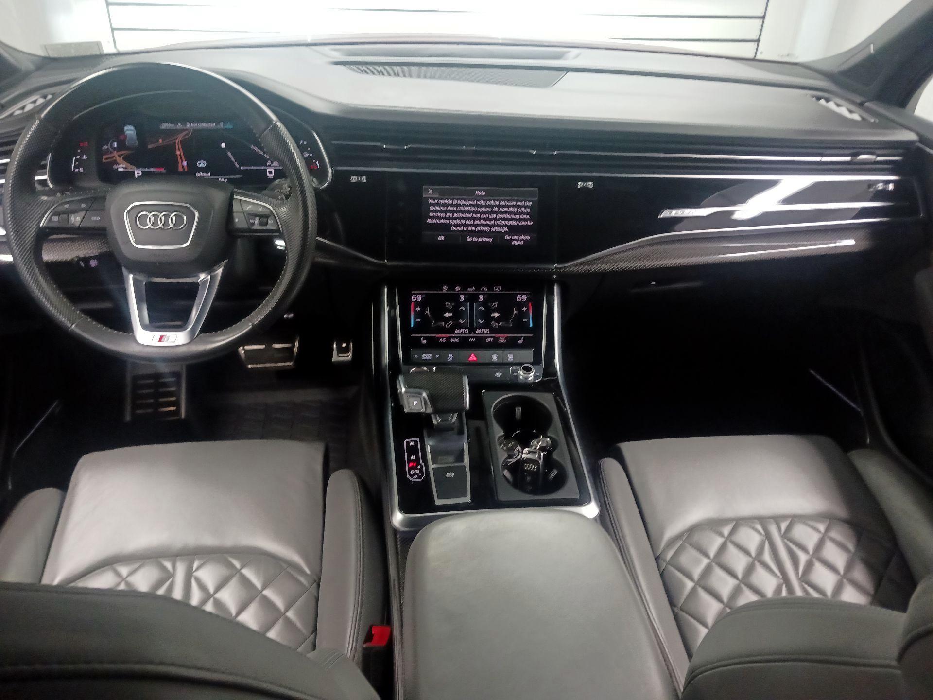 Thumbnail: 2020 Audi SQ7 - 8