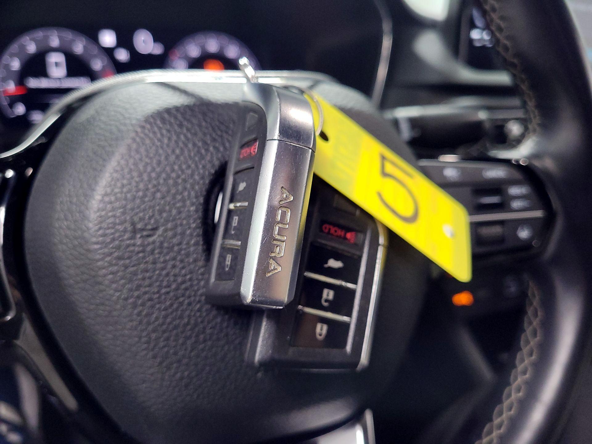 Thumbnail: 2023 Acura Integra - 18