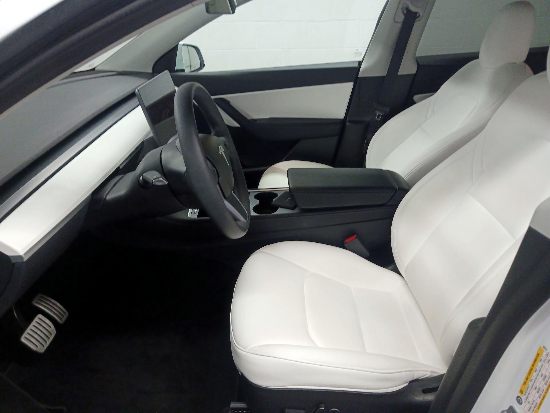 Thumbnail: 2022 Tesla Model Y - 9