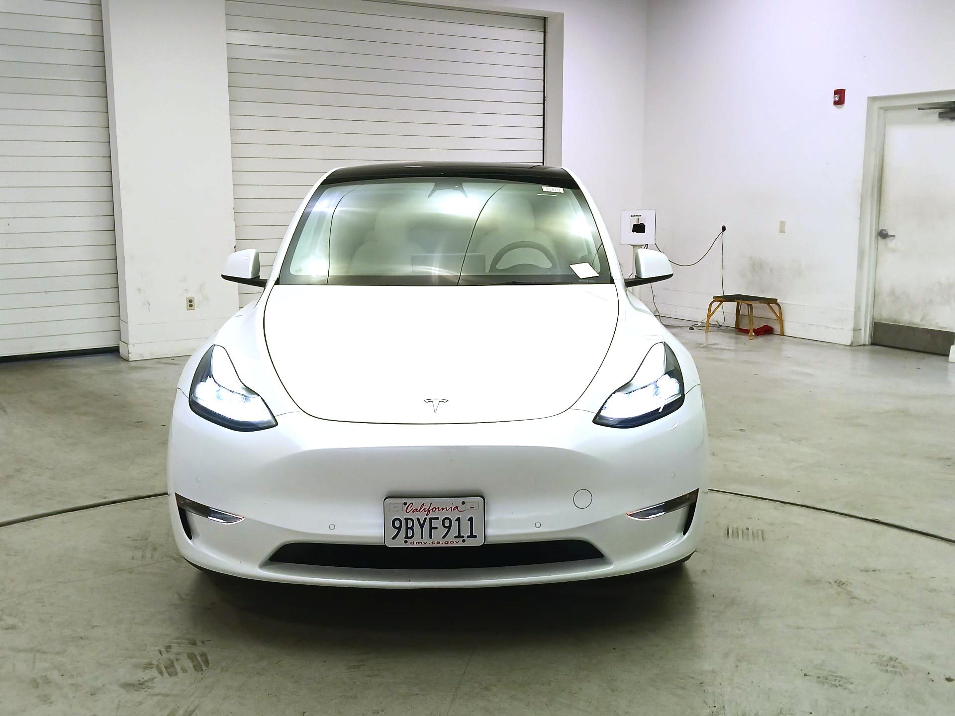 Thumbnail: 2022 Tesla Model Y - 2