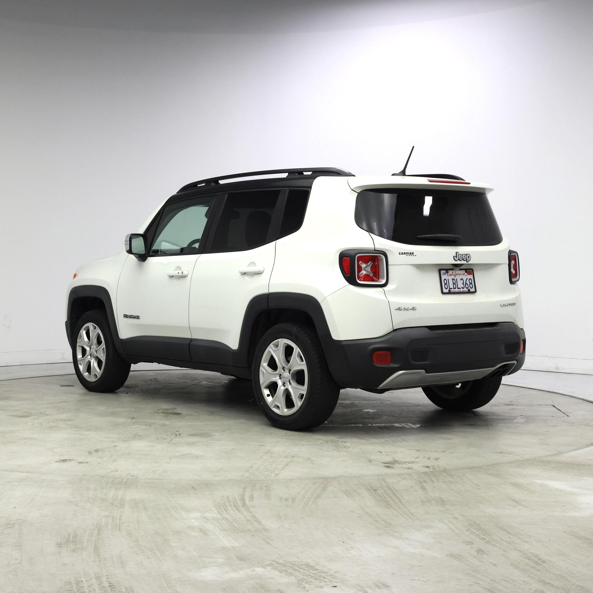 Thumbnail: 2016 Jeep Renegade - 2
