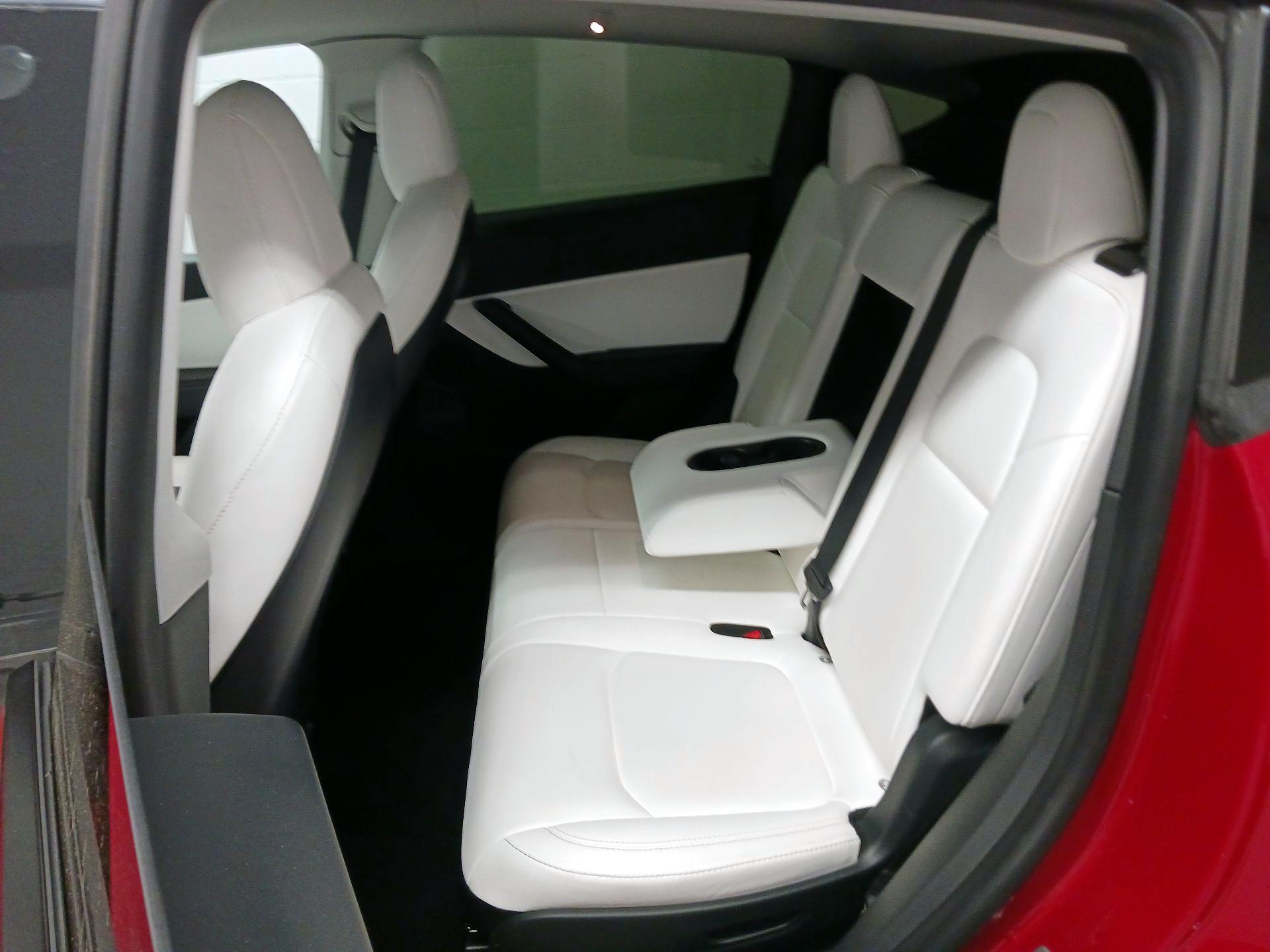 Thumbnail: 2022 Tesla Model Y - 14