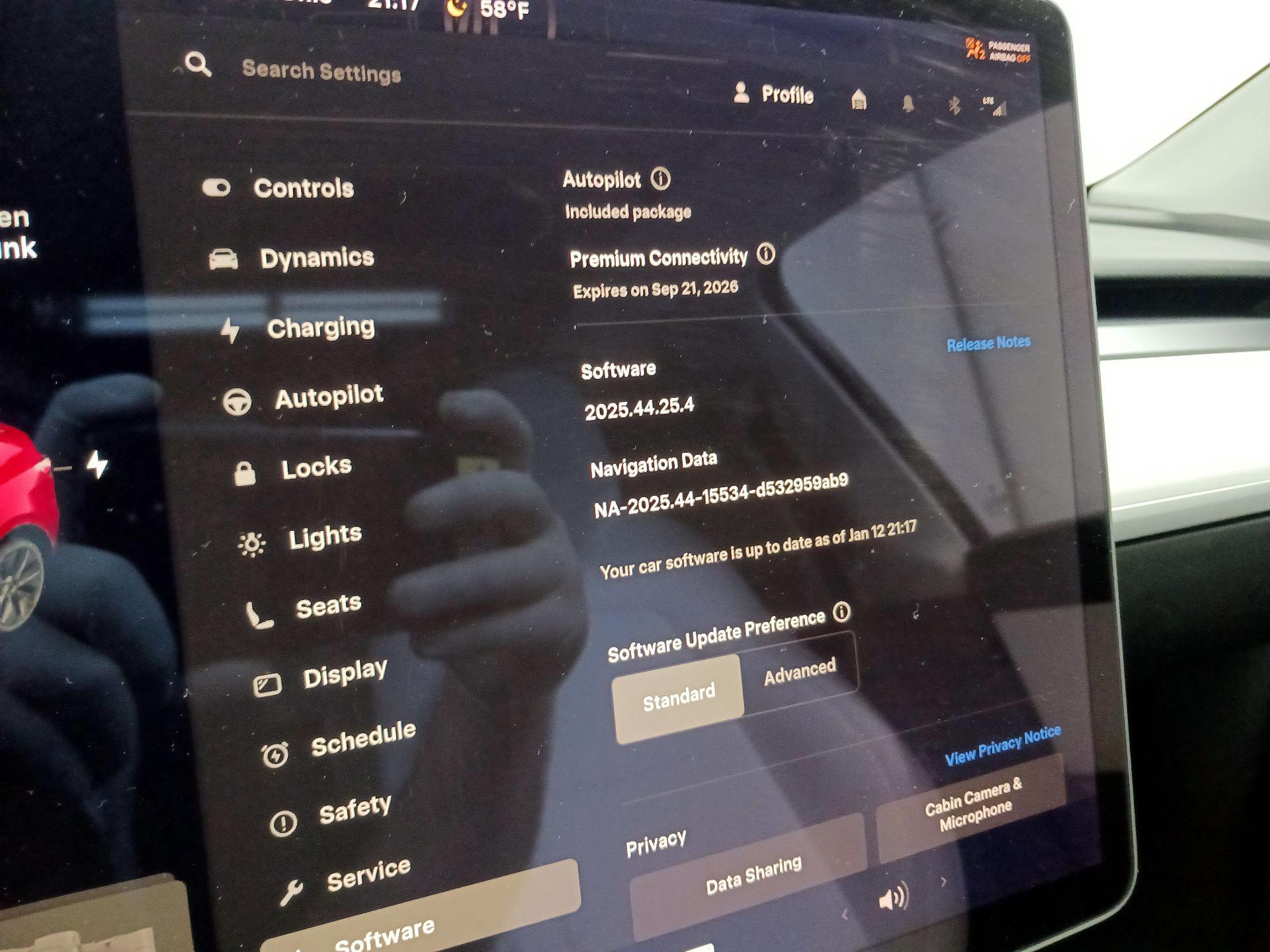 Thumbnail: 2022 Tesla Model Y - 16