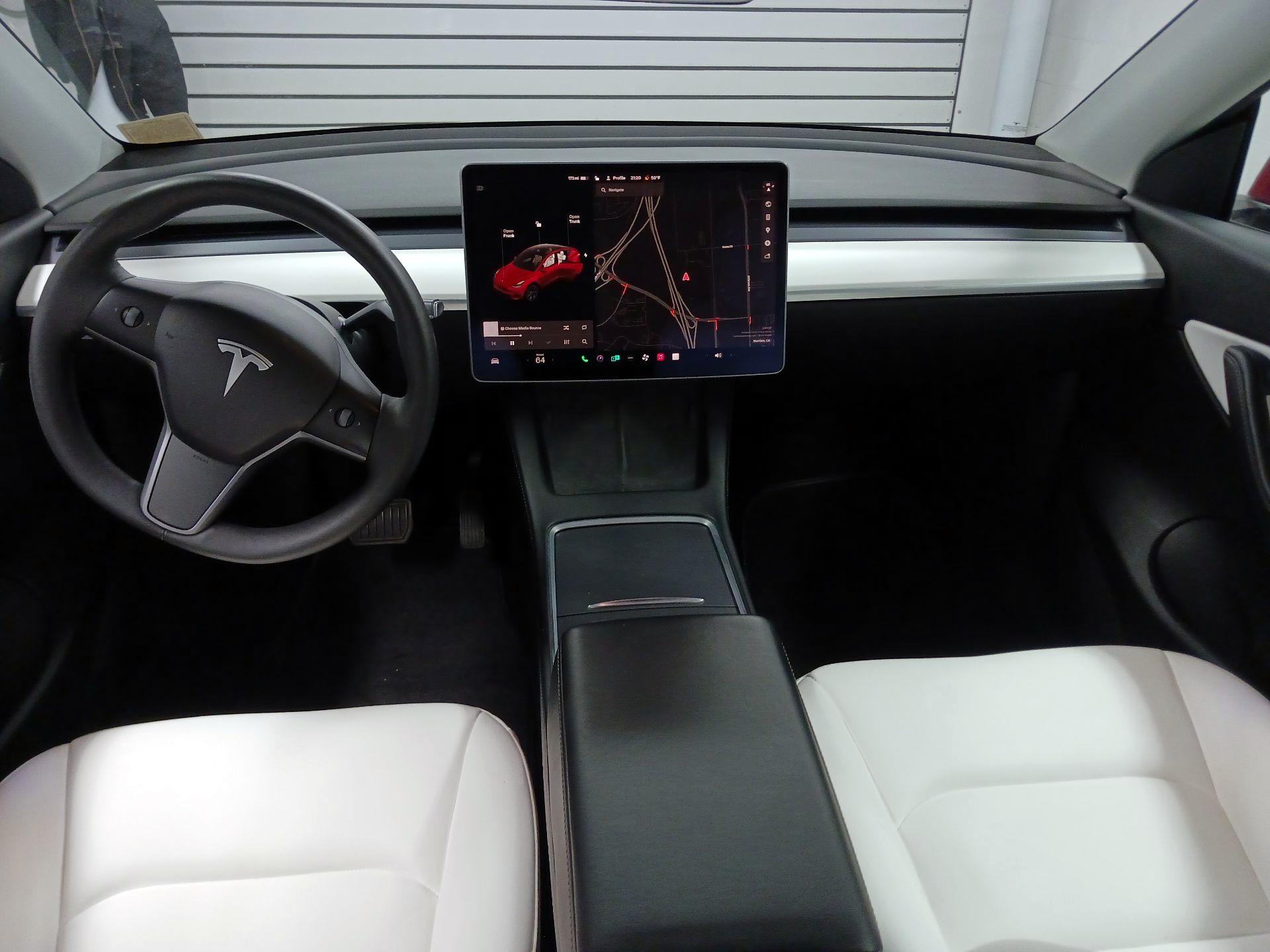 Thumbnail: 2022 Tesla Model Y - 8