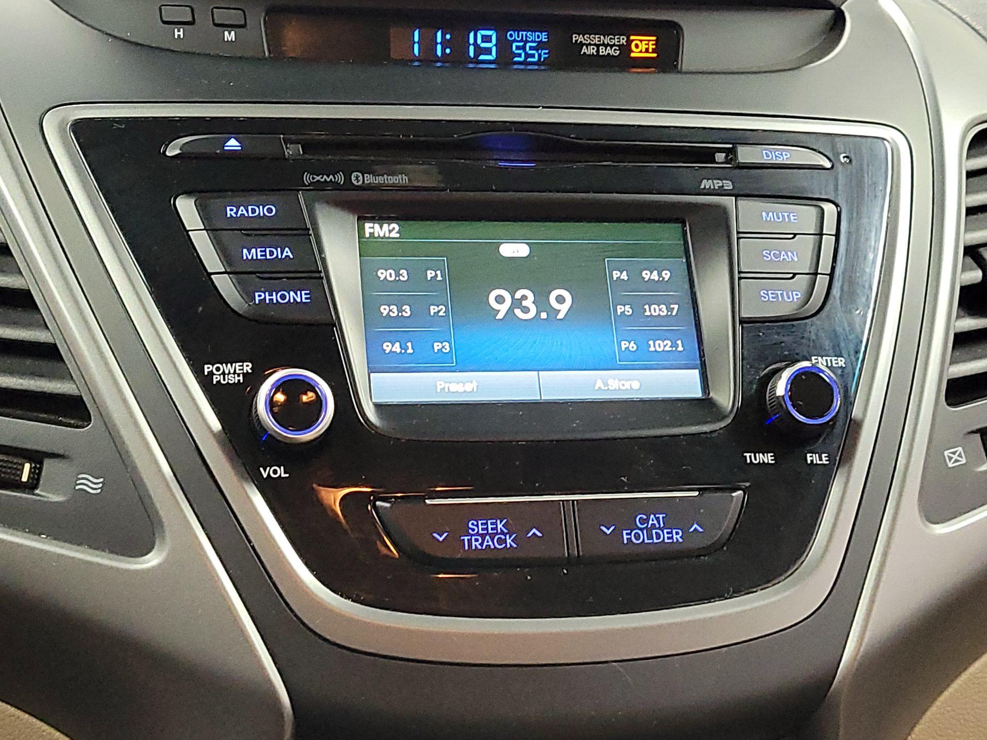 Thumbnail: 2016 Hyundai Elantra - 12