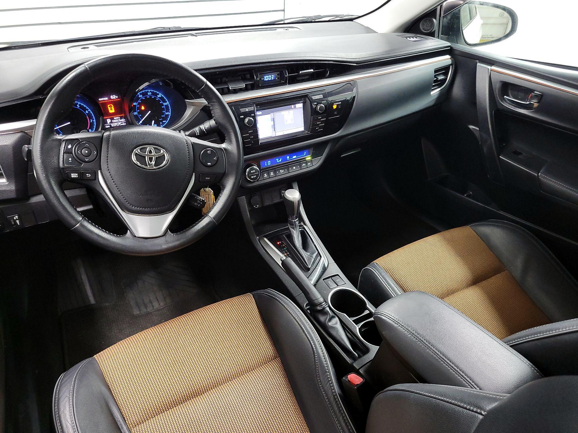Thumbnail: 2015 Toyota Corolla - 8