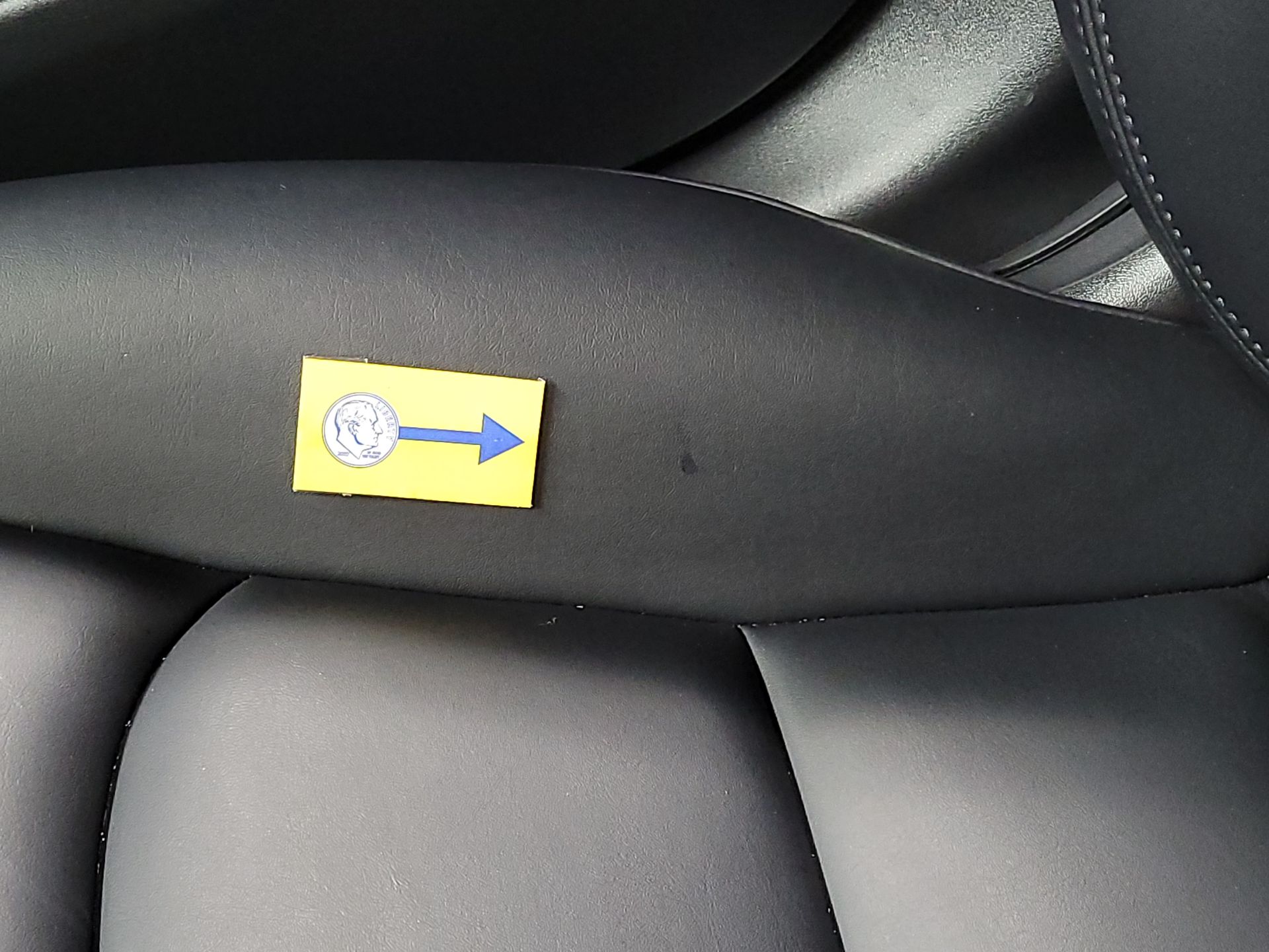 Thumbnail: 2023 Tesla Model 3 - 19