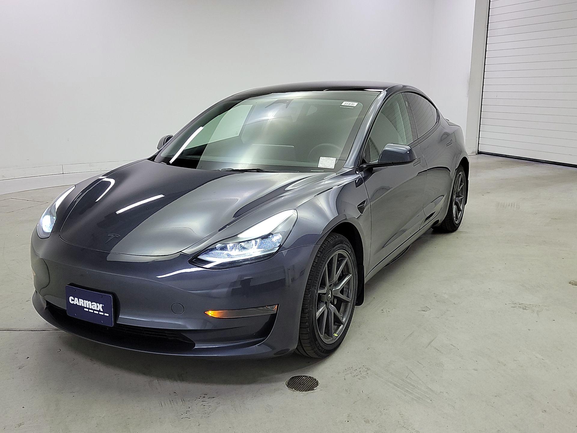 Thumbnail: 2023 Tesla Model 3 - 3