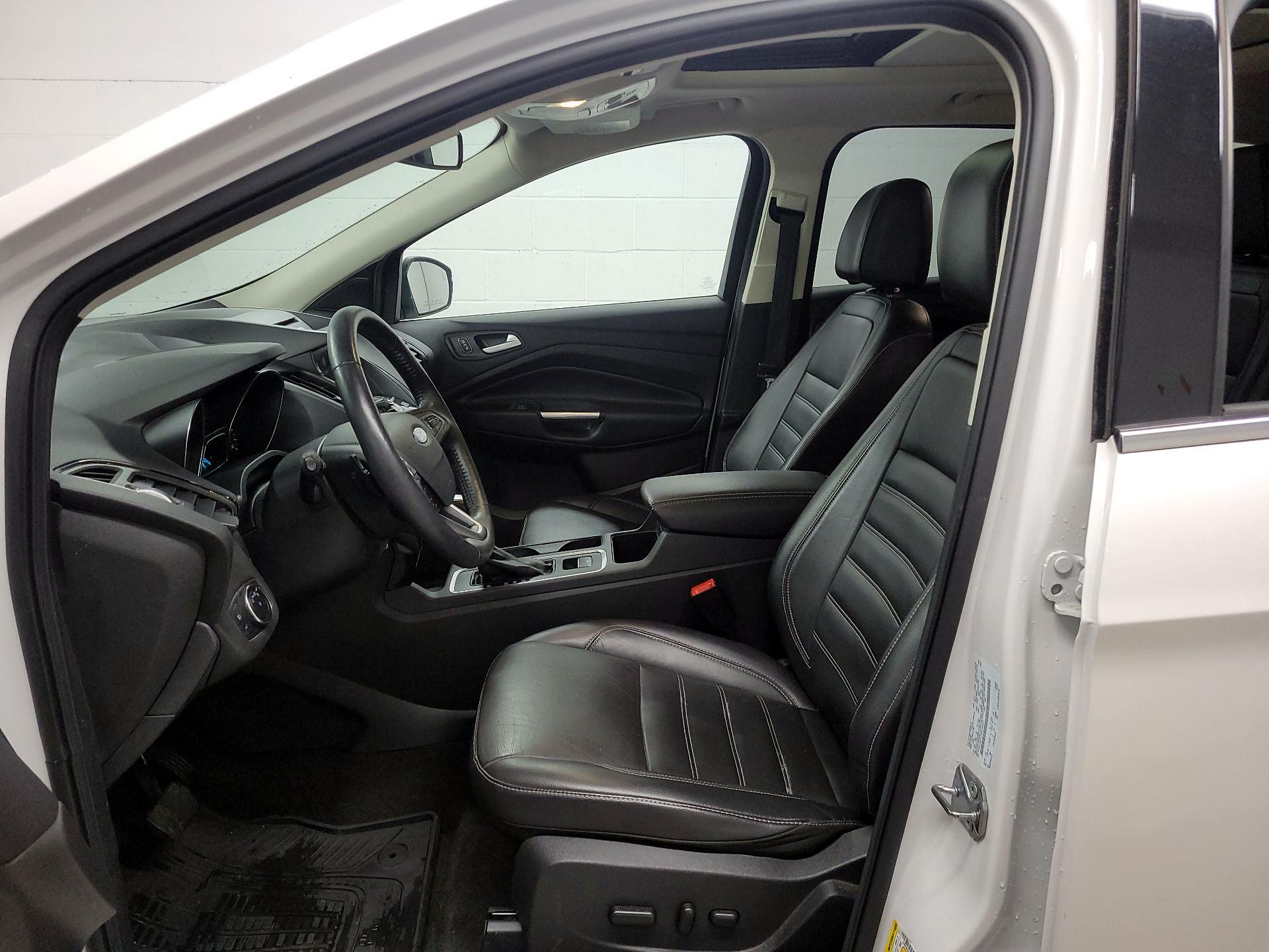 Thumbnail: 2017 Ford Escape - 11