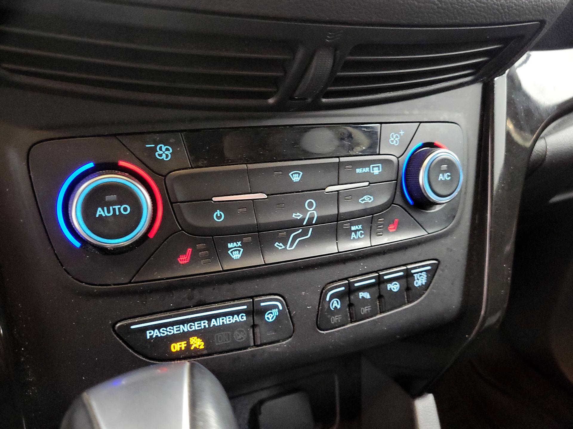 Thumbnail: 2017 Ford Escape - 14