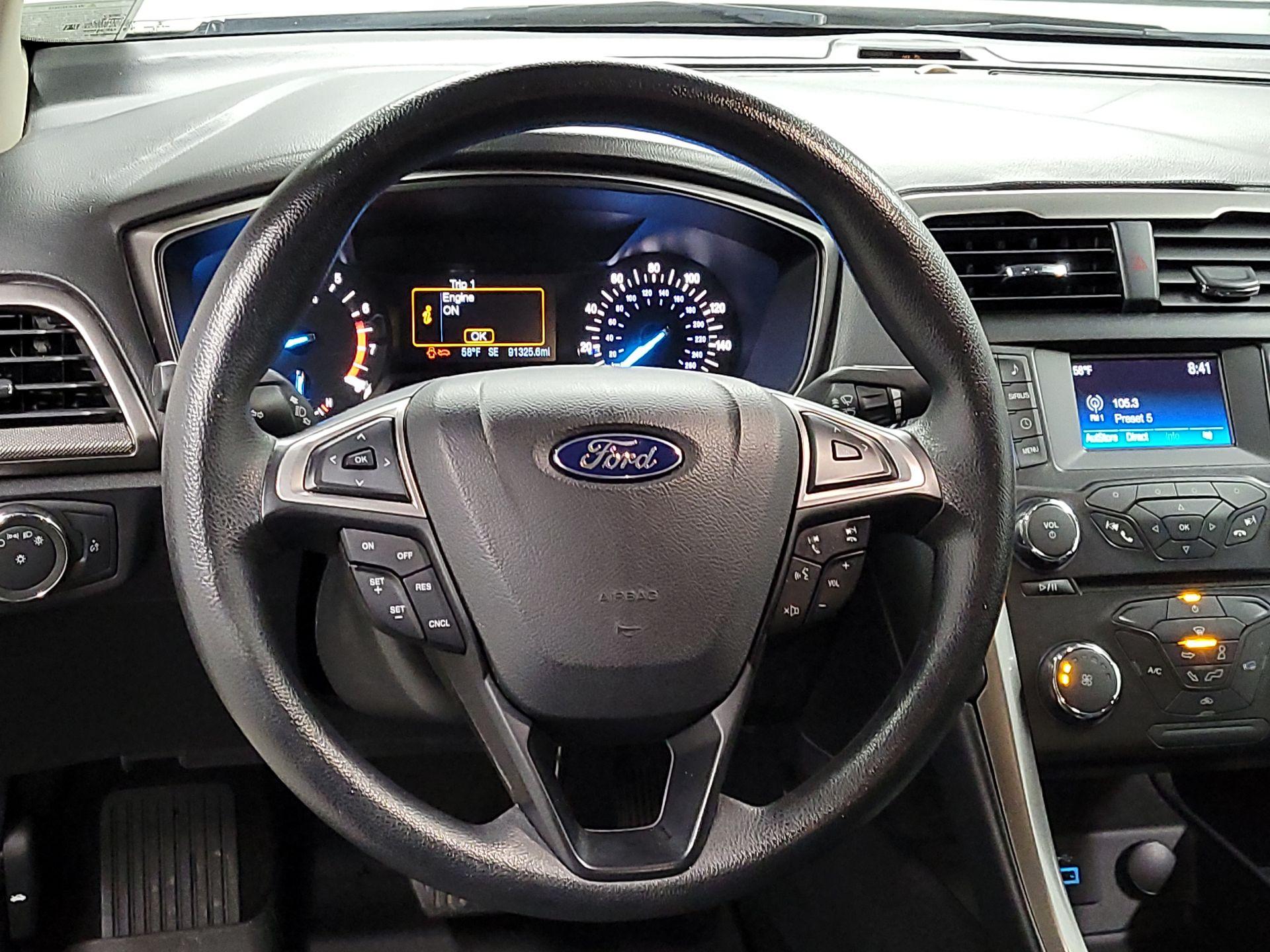 Thumbnail: 2017 Ford Fusion - 10