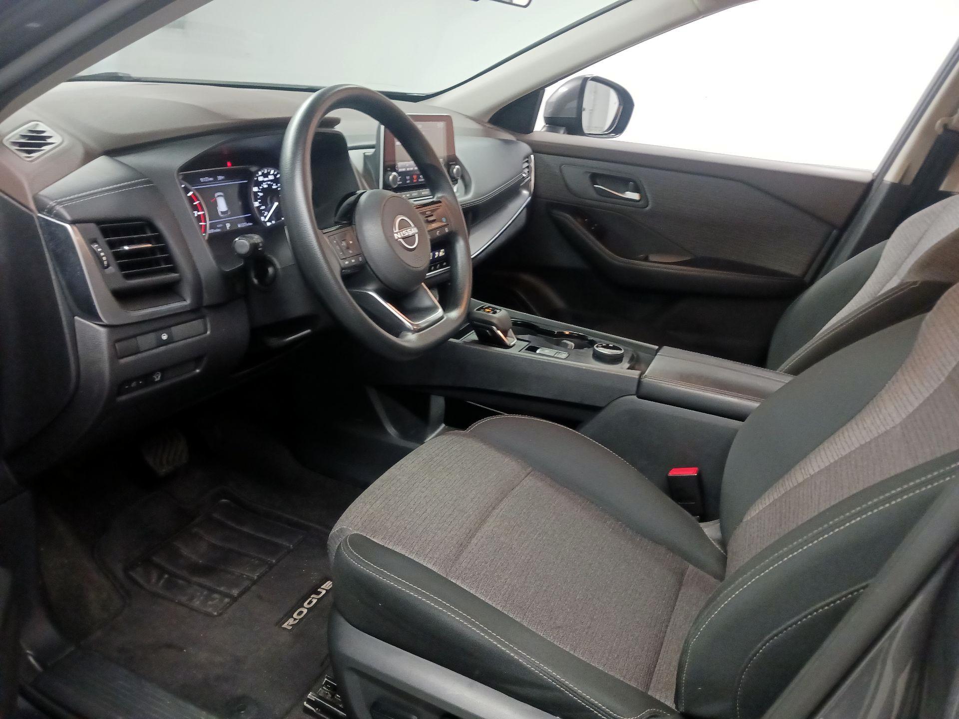 Thumbnail: 2023 Nissan Rogue - 9